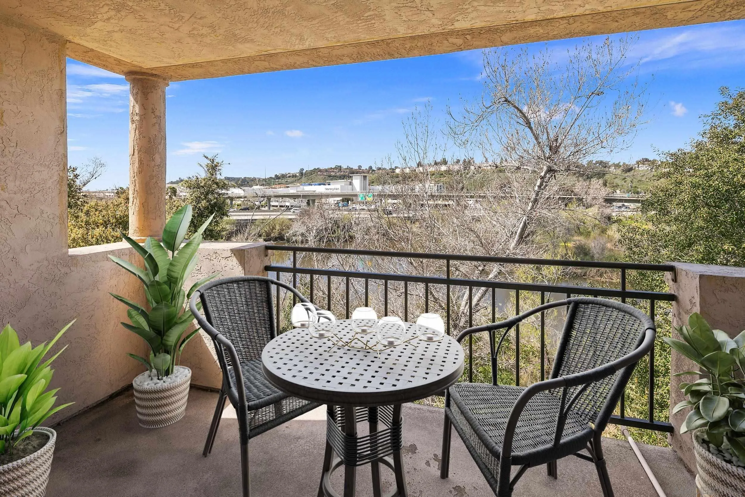 Photo #4: 240012073 Listing 