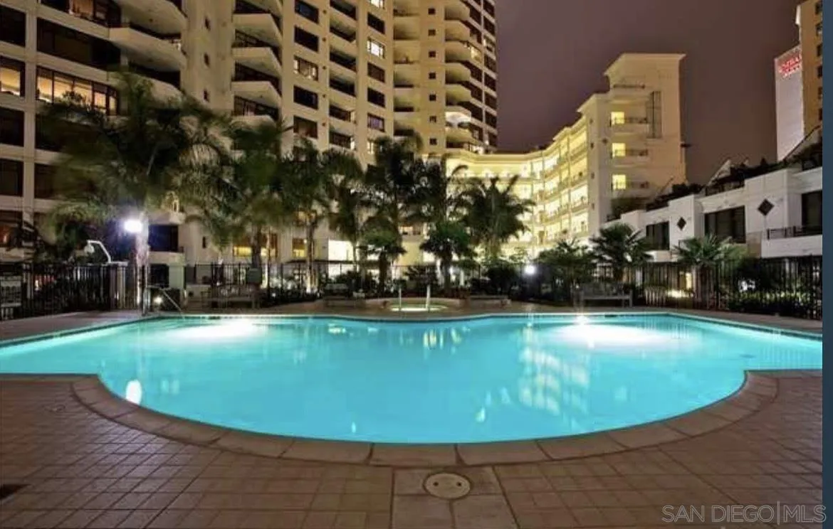Photo #5: 240012079 Listing 