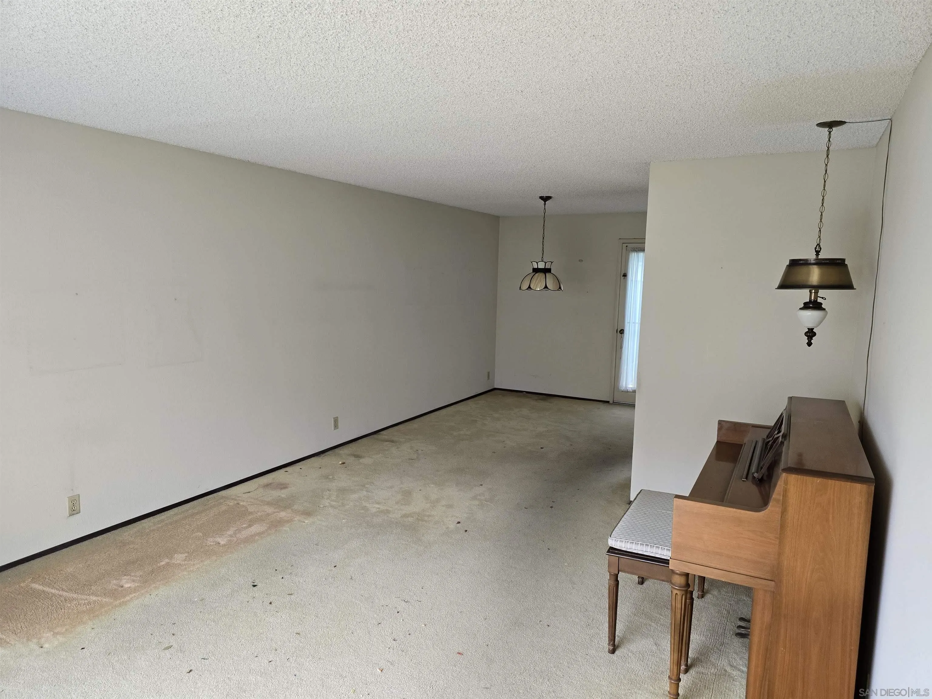 Photo #6: 240012159 Listing 