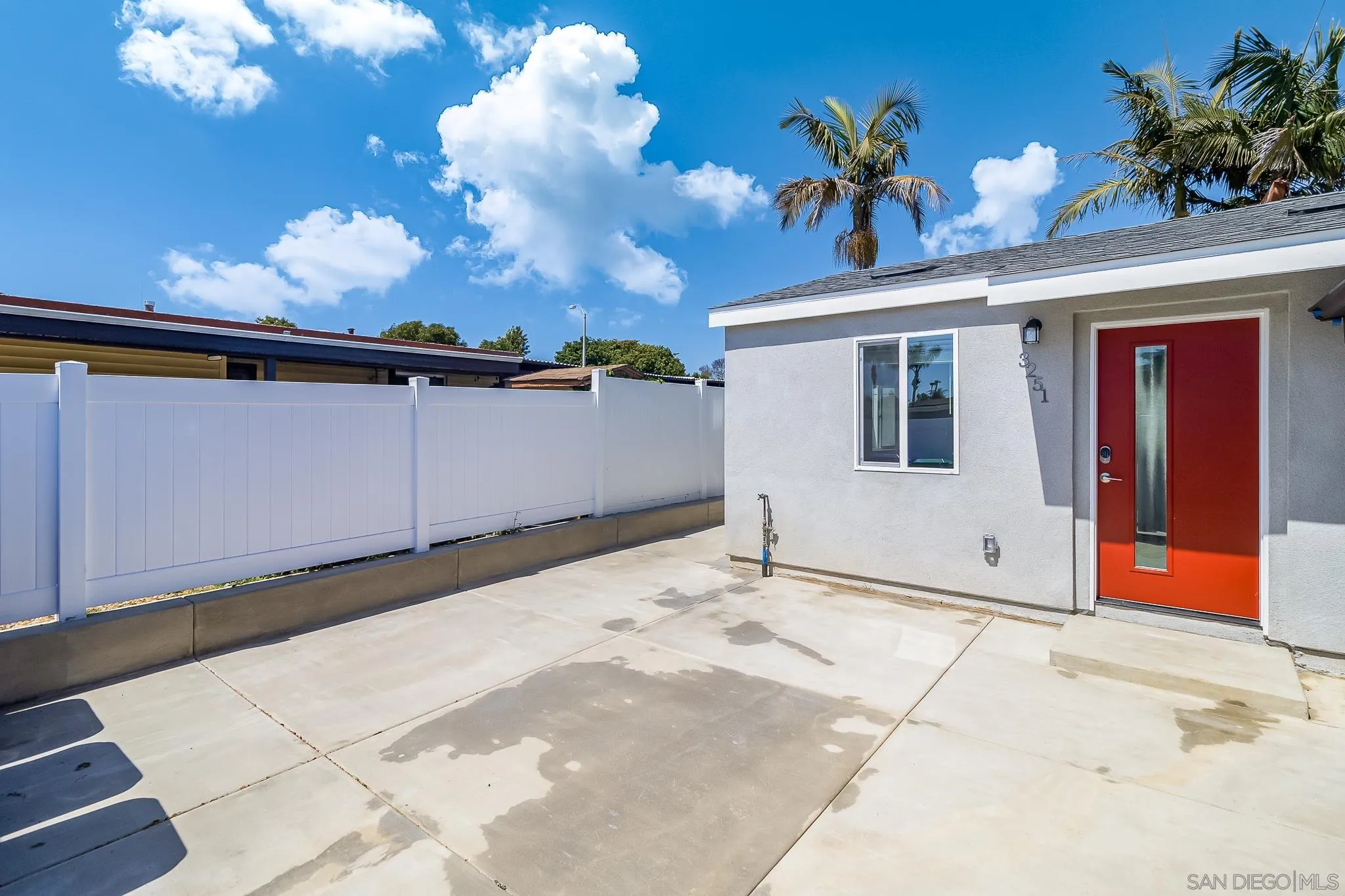https://cdn.realtyfeed.com/cdn/127/240012172/4ef1e4ab4819059b37634d96a5ef450a.webp