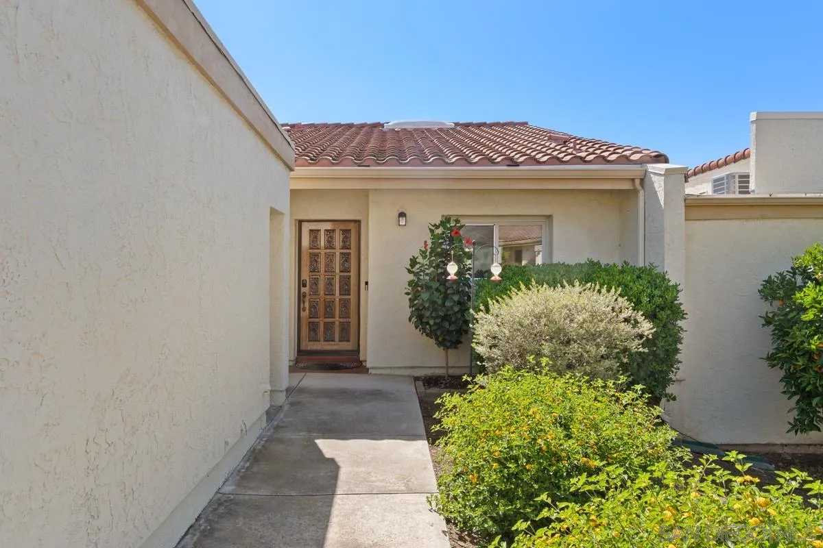 Photo #3: 240012405 Listing 