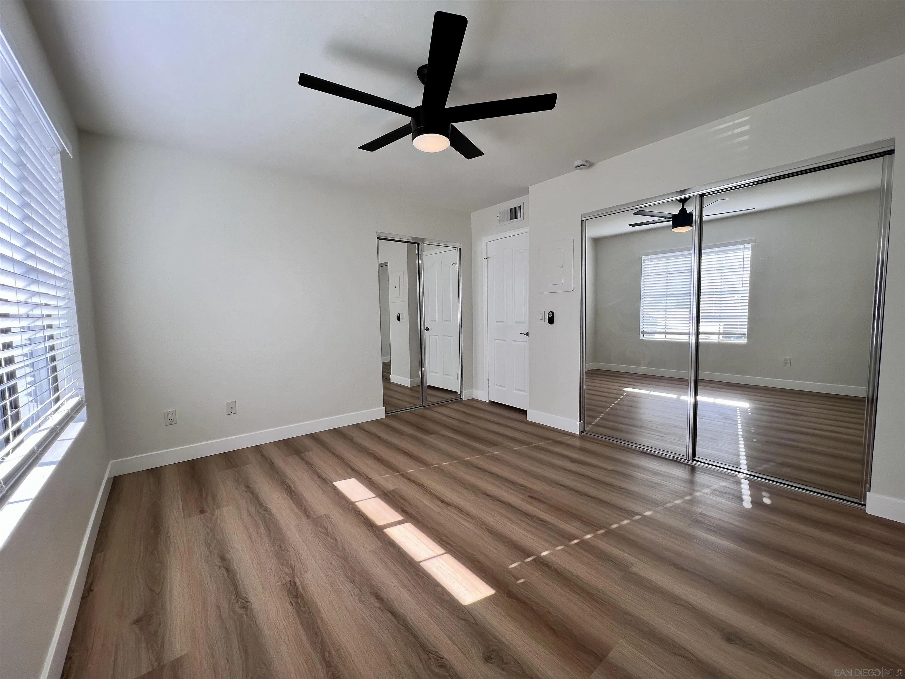 https://cdn.realtyfeed.com/cdn/127/240012491/b0223bc1632a05afa1a3eba8f78ac0af.webp