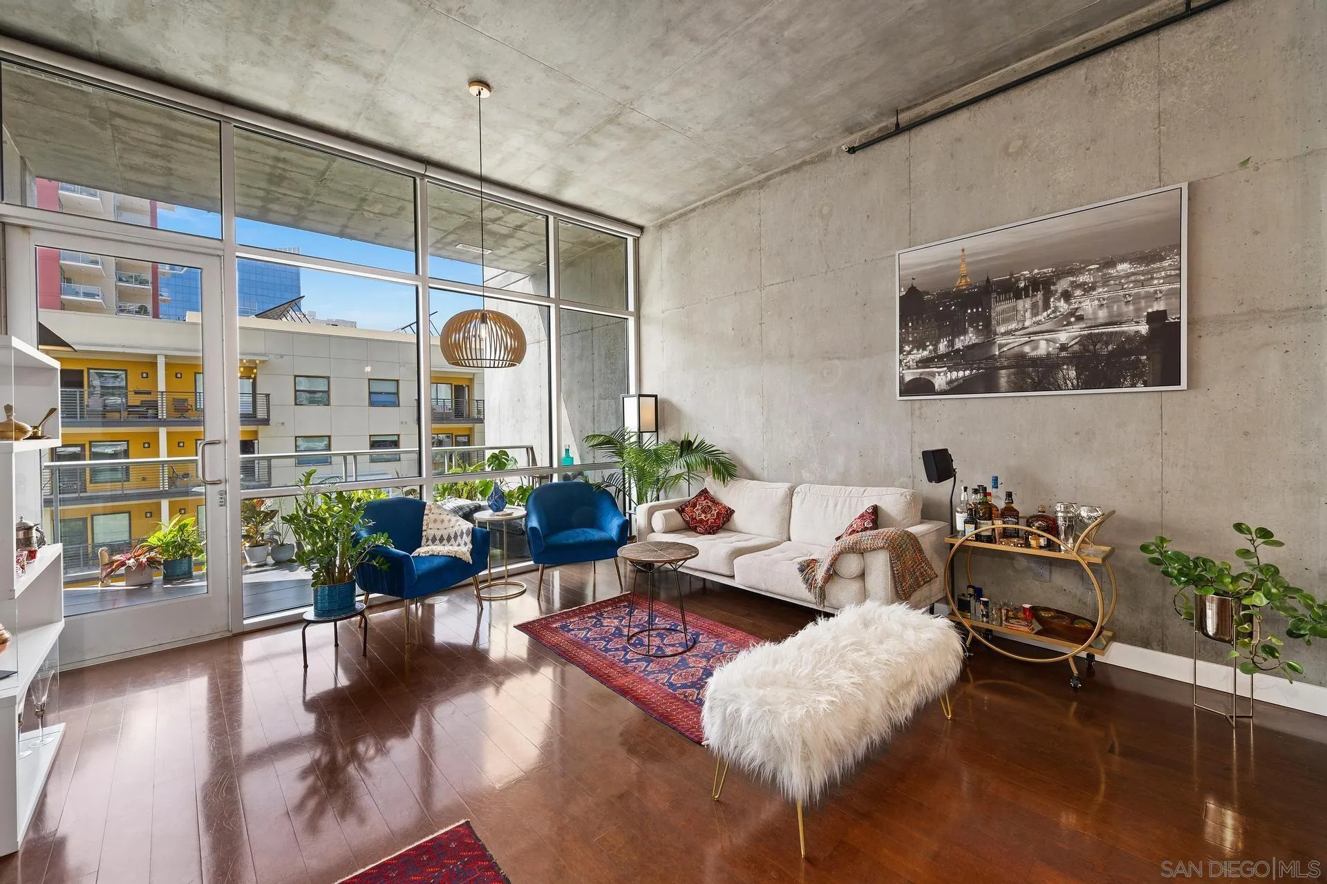 Photo #2: 240012633 Listing 
