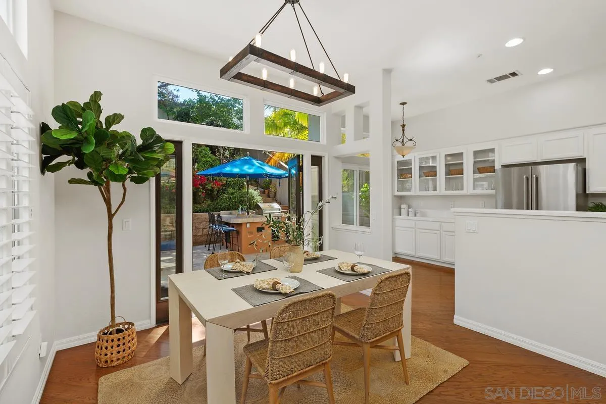 Photo #6: 240012640 Listing 