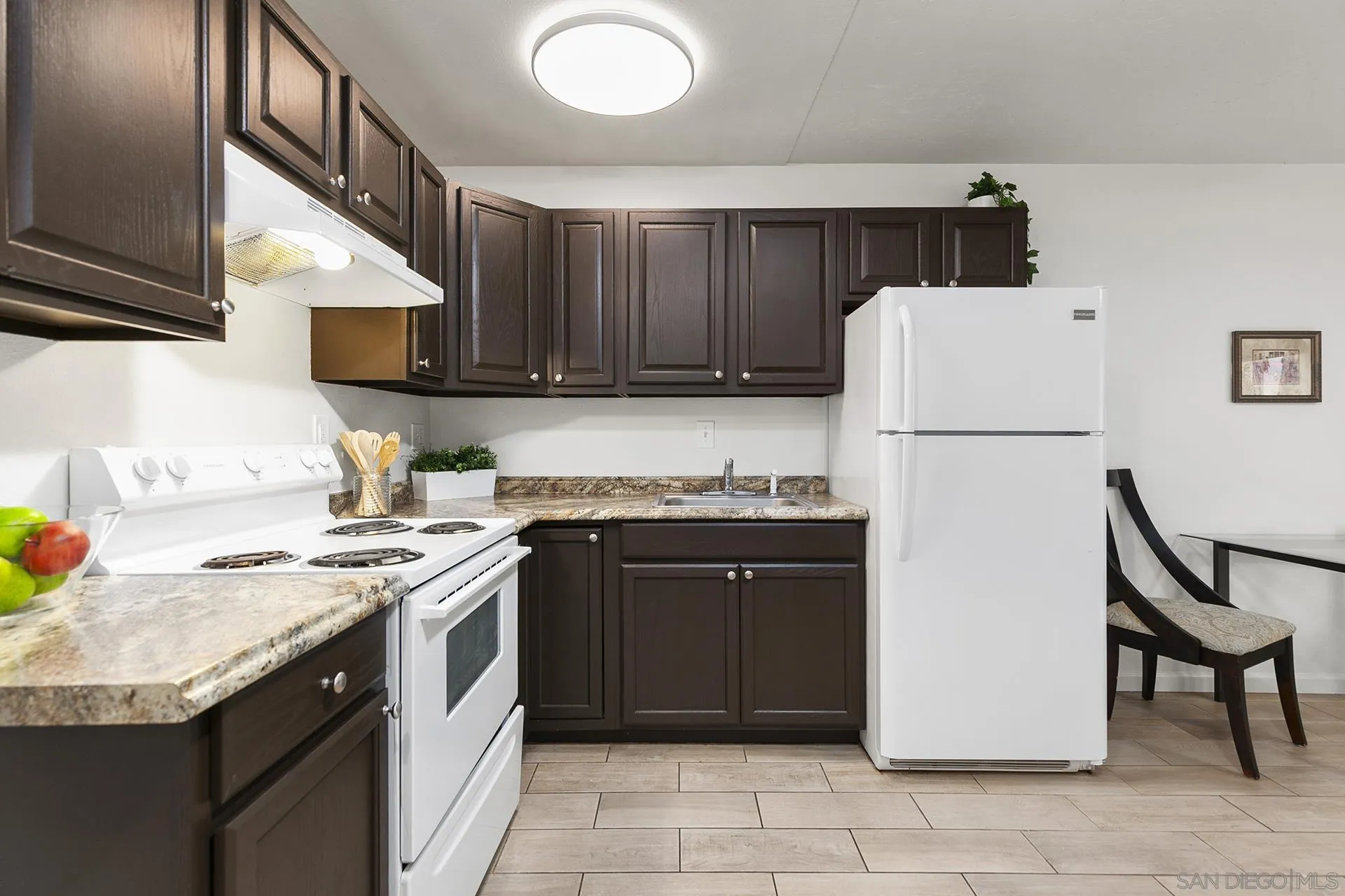 Photo #4: 240012688 Listing 