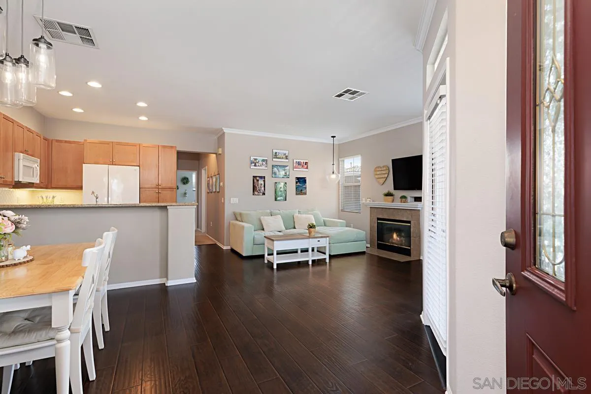 https://cdn.realtyfeed.com/cdn/127/240012719/d345499fbe6c4ad5e24470d81efcdee6.webp