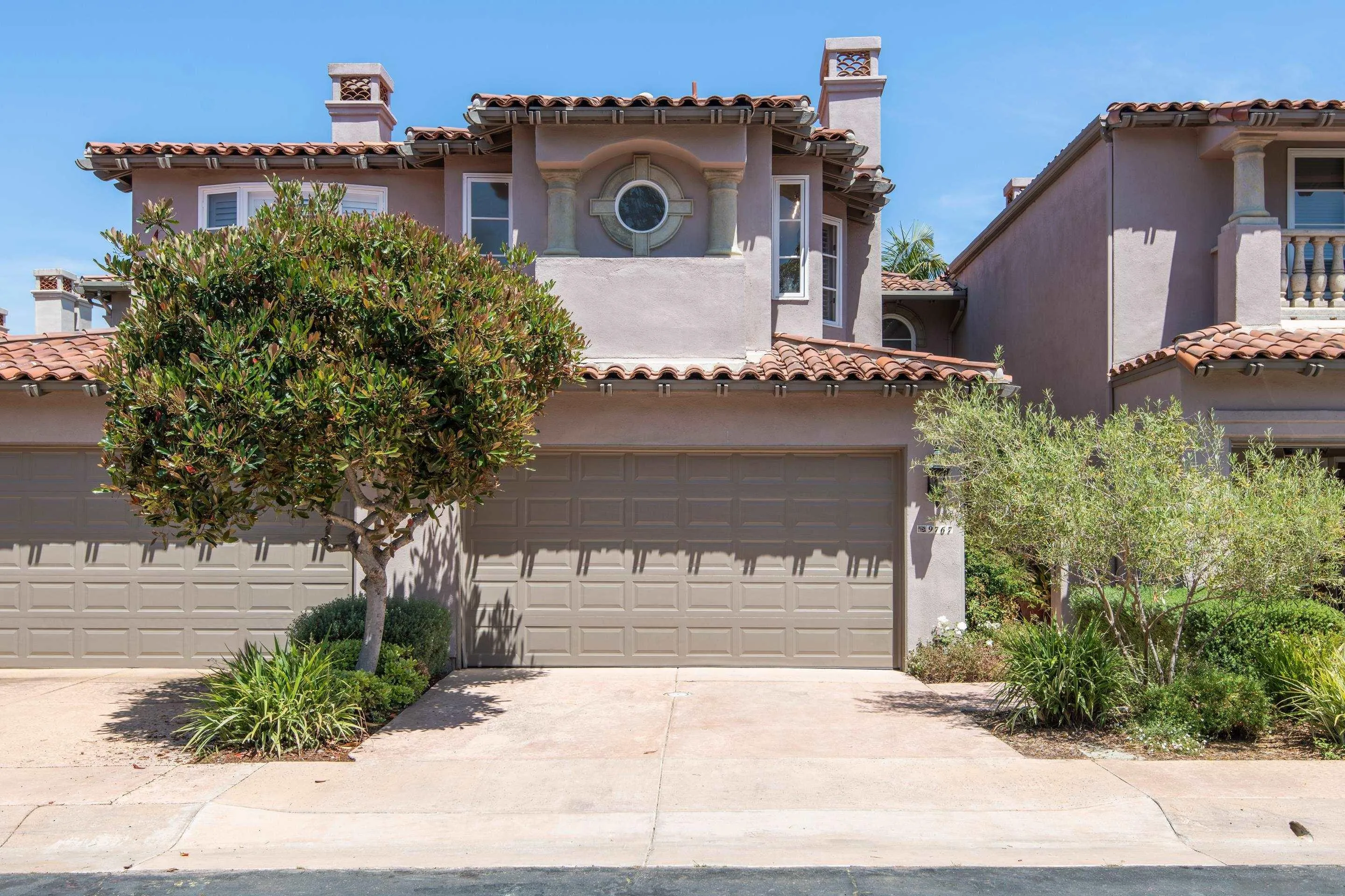 Photo #3: 240012749 Listing 