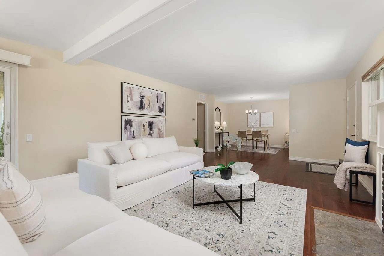 Photo #4: 240012911 Listing 