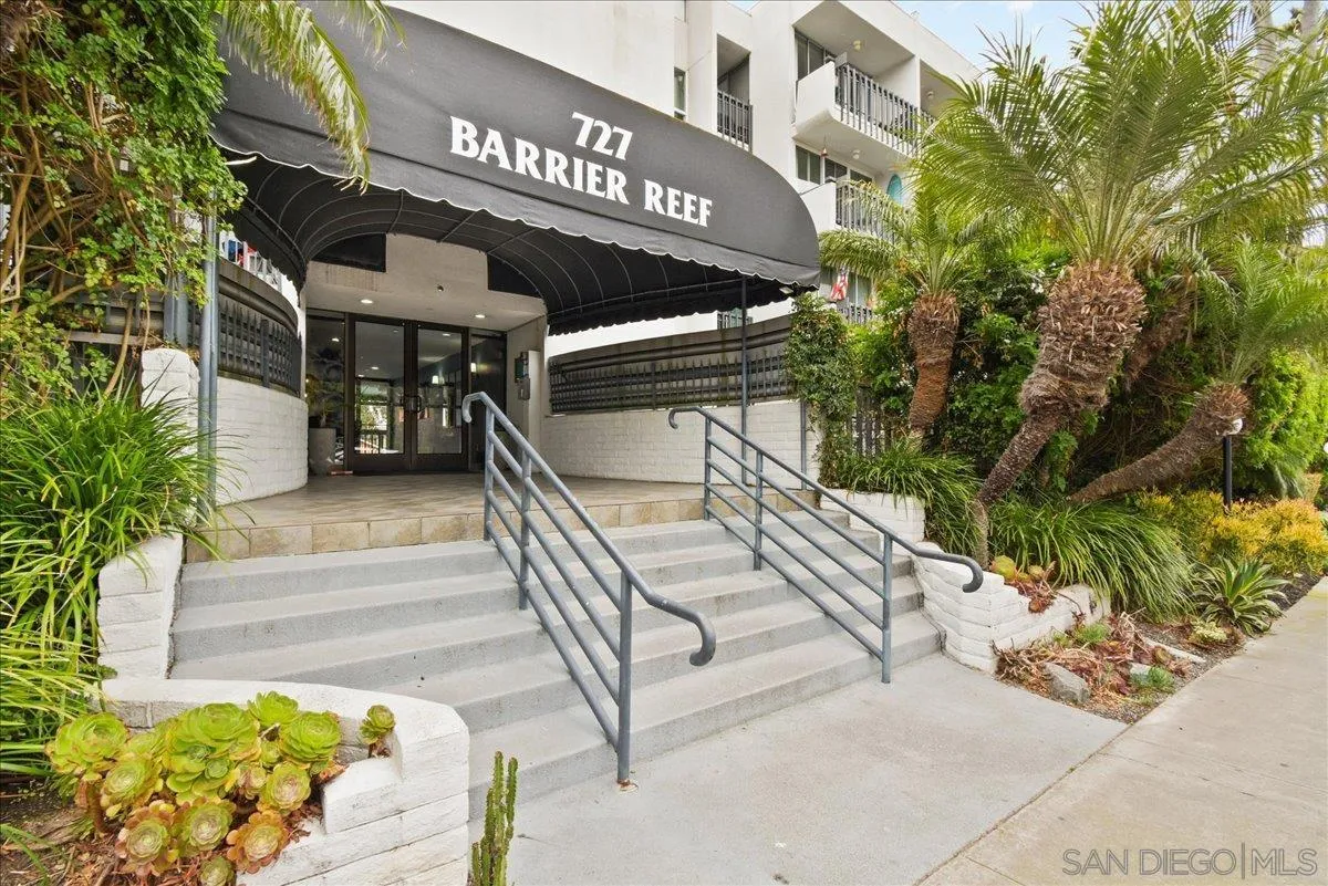 Photo #3: 240012938 Listing 