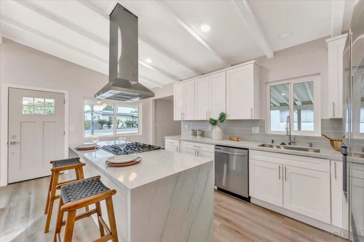 https://cdn.realtyfeed.com/cdn/127/240013013/a11b43178b21e30f43997509bd418134.webp