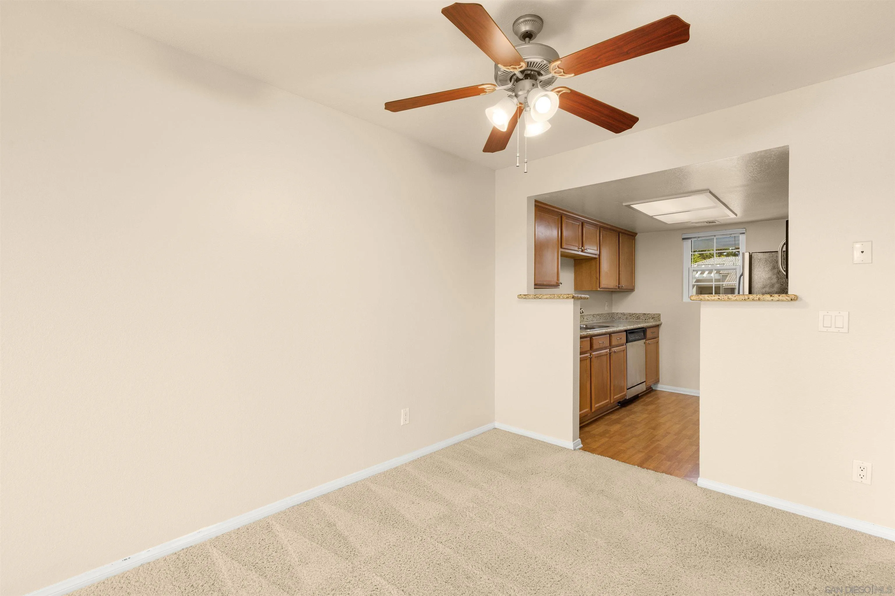 https://cdn.realtyfeed.com/cdn/127/240013069/3749f494d37b967a837addbd6a415b0c.webp