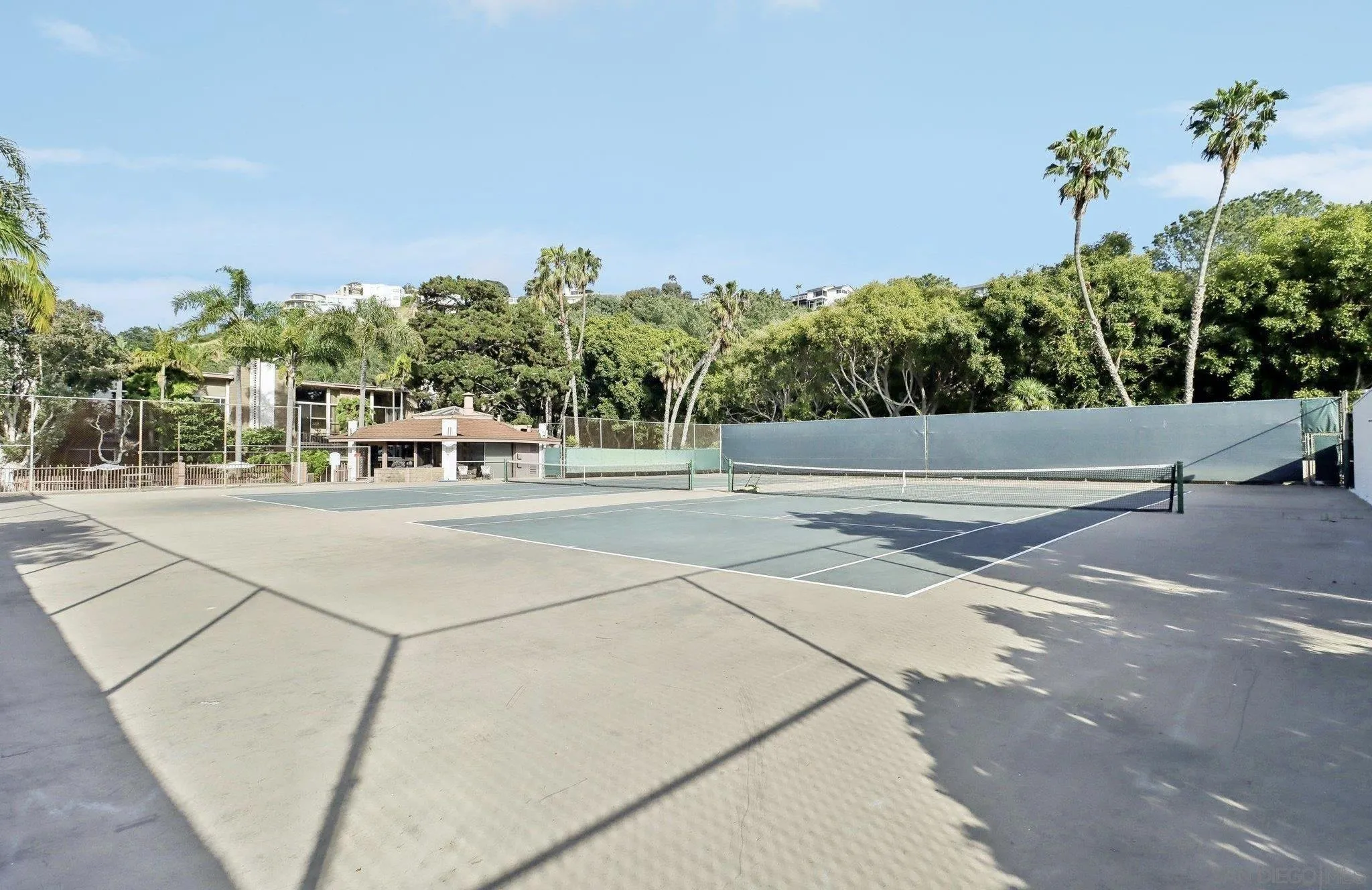 Photo #3: 240013093 Listing 