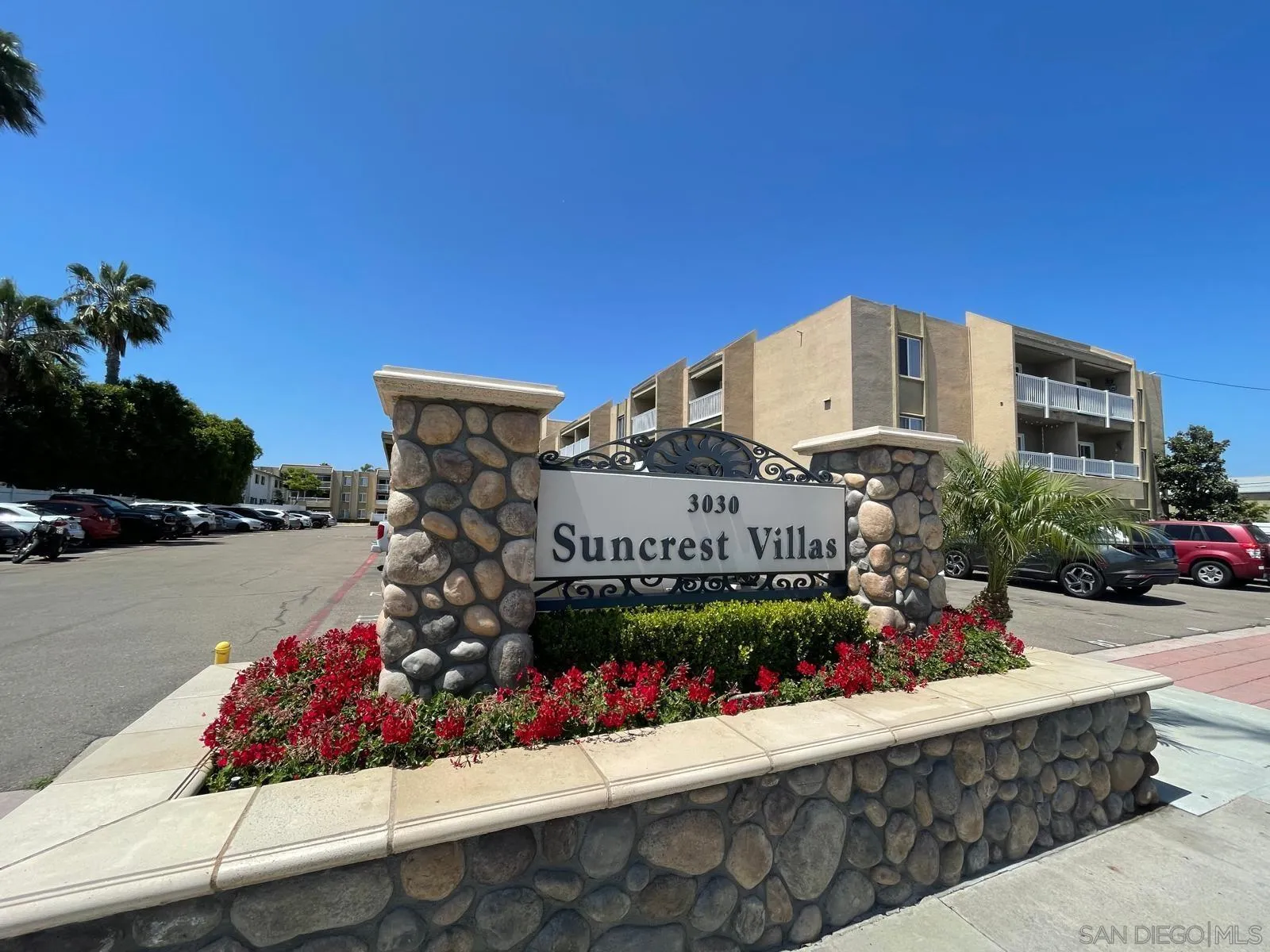 Photo #3: 240013242 Listing 