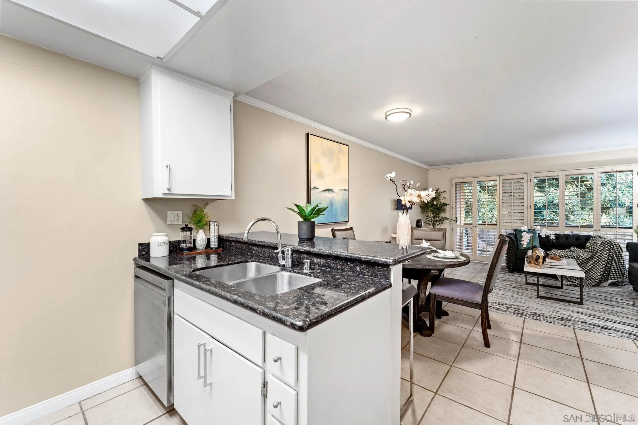 Photo #6: 240013298 Listing 
