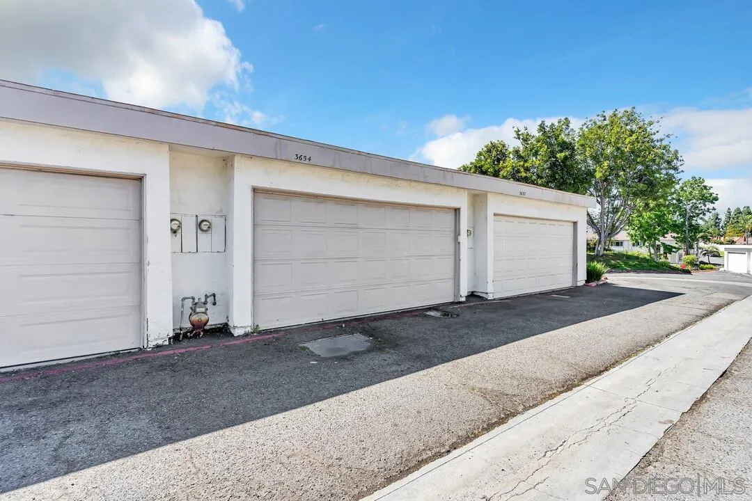 Photo #6: 240013316 Listing 