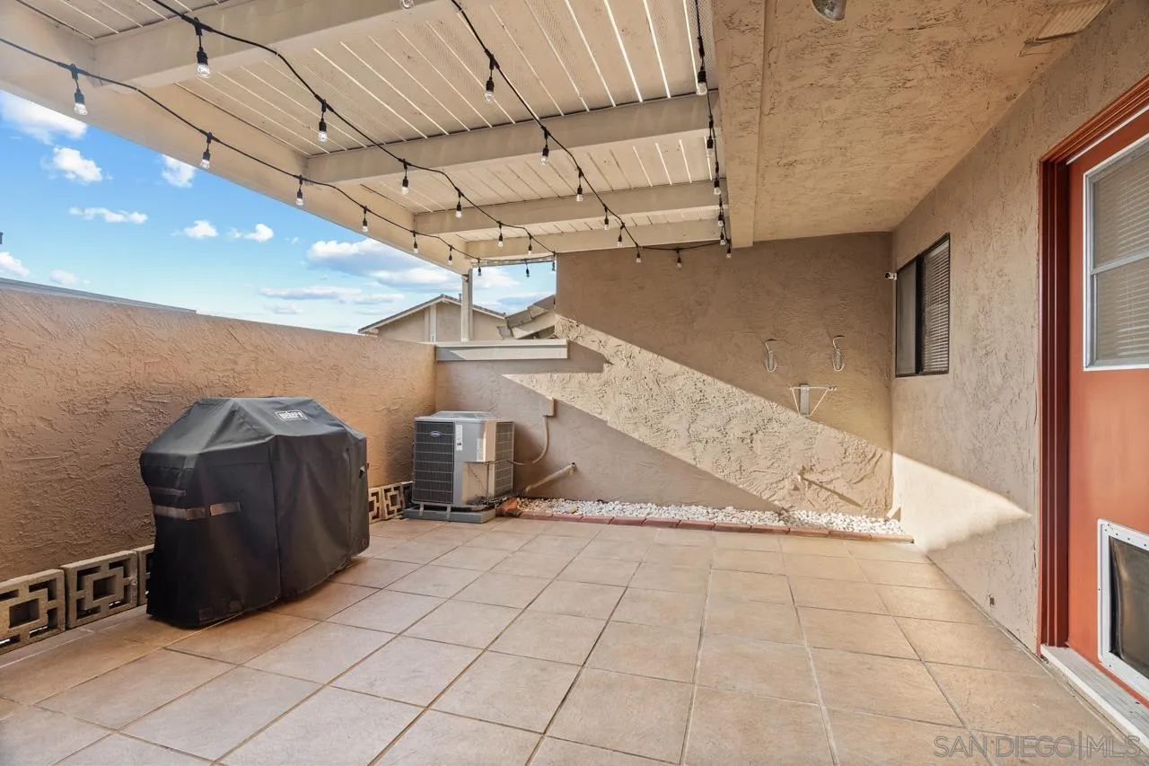 https://cdn.realtyfeed.com/cdn/127/240013410/ea8cc7d97885ec3904defcb13a7642c5.webp