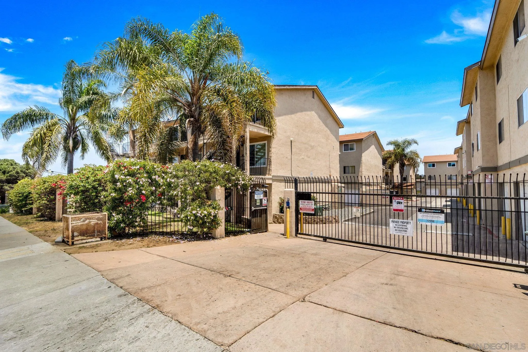 https://cdn.realtyfeed.com/cdn/127/240013416/aaba806882aff11021ff4801fbf4cc84.webp