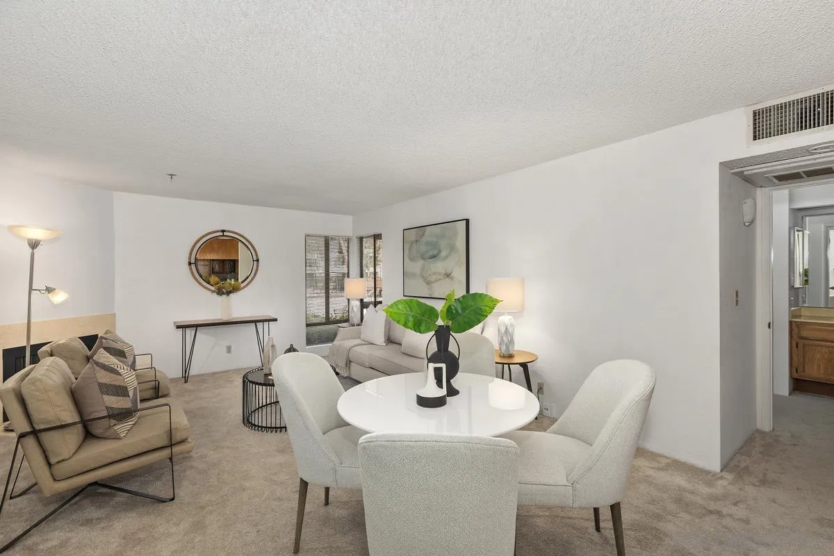Photo #4: 240013661 Listing 