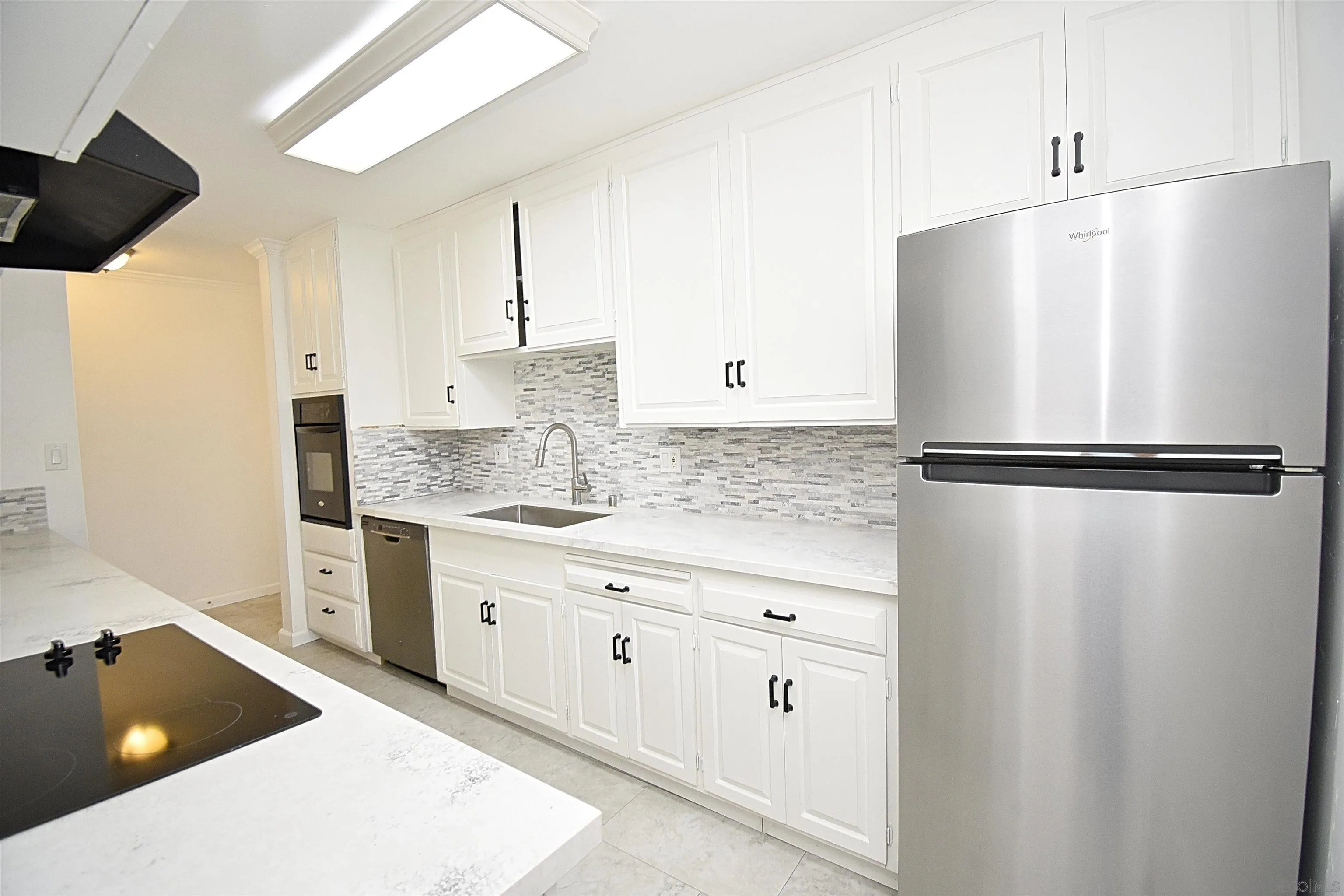 Photo #3: 240013950 Listing 