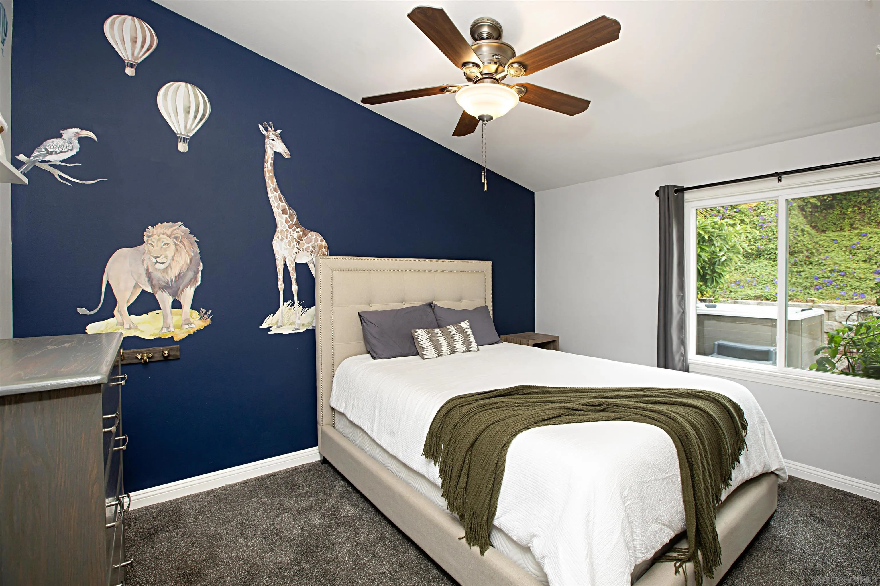 https://cdn.realtyfeed.com/cdn/127/240014207/84c220a2d1f5a2f190092ab47658f754.webp