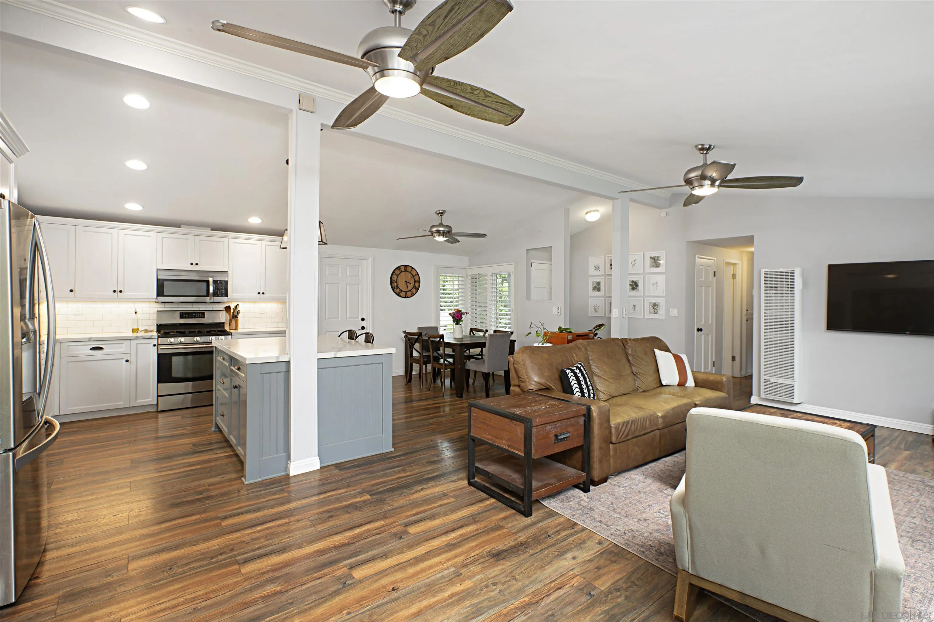 https://cdn.realtyfeed.com/cdn/127/240014207/f9e83d1e992eb2f58a76724d7f291750.webp