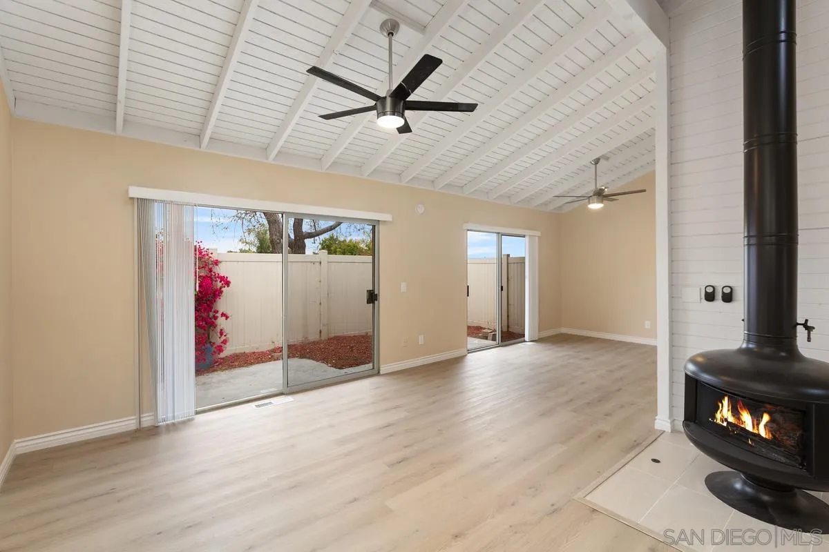 Photo #4: 240014321 Listing 