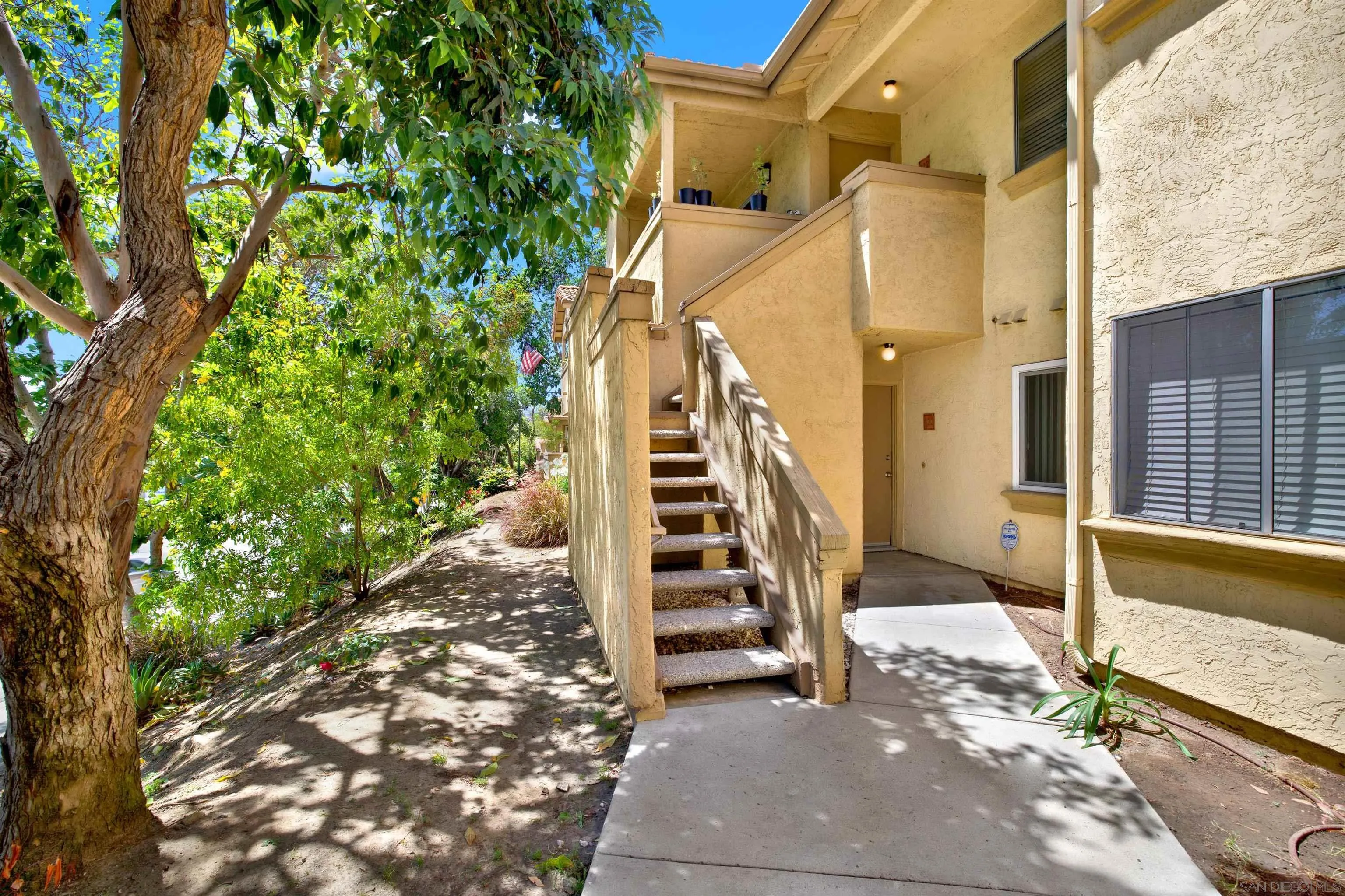 Photo #6: 240014367 Listing 