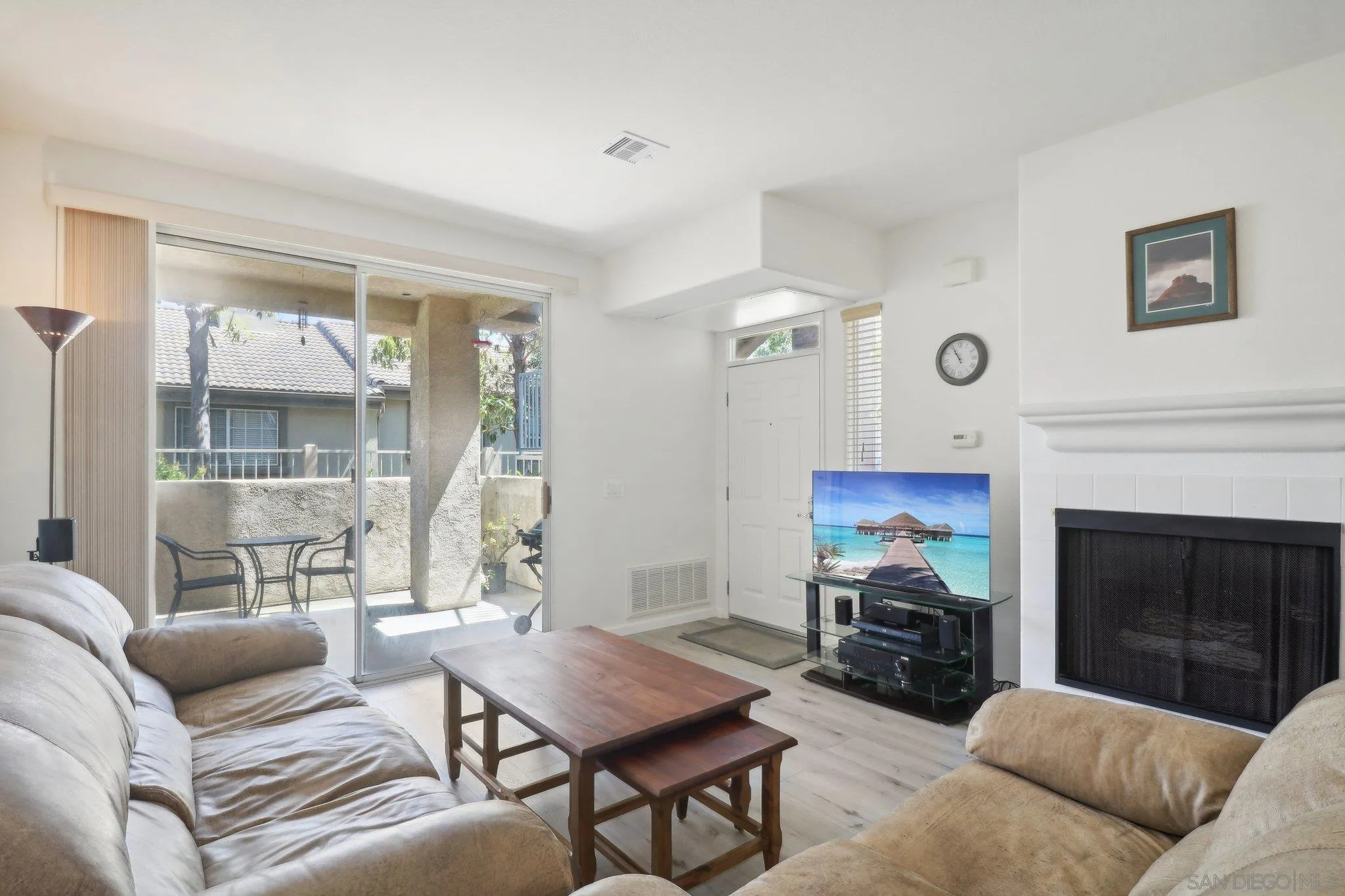 Photo #4: 240014390 Listing 