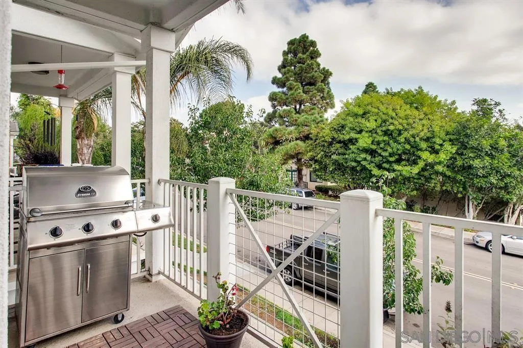Photo #3: 240014471 Listing 