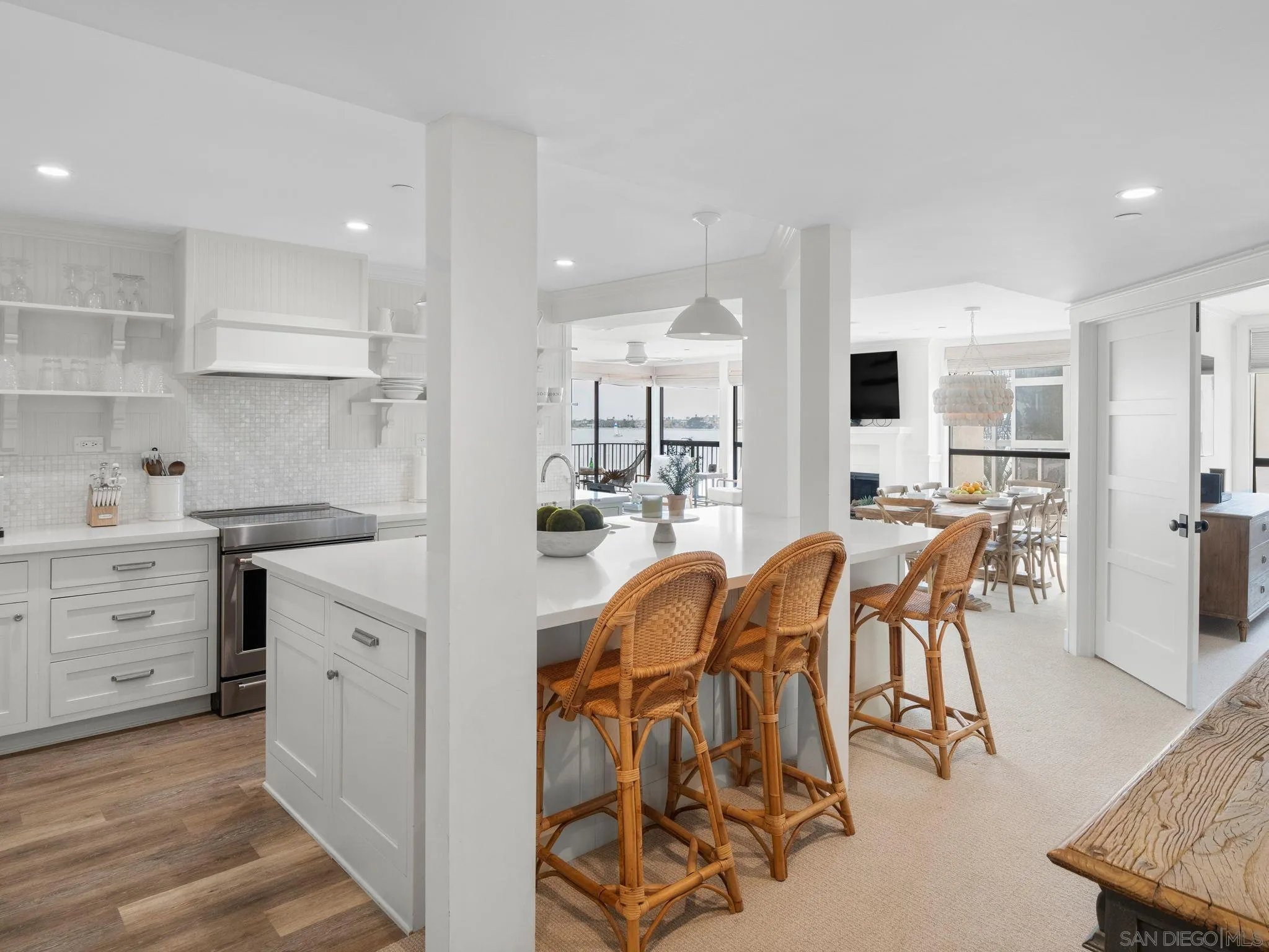 https://cdn.realtyfeed.com/cdn/127/240014490/a789f045183f9aa5ab092c6a7f671f58.webp