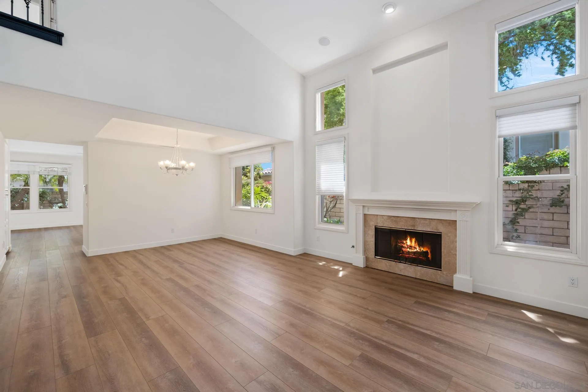 Photo #4: 240014515 Listing 