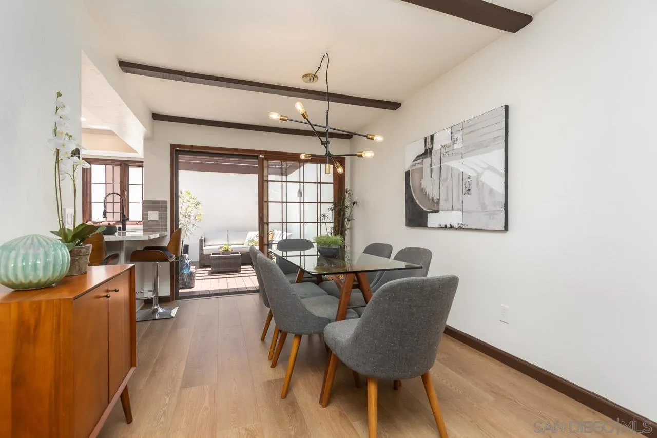 Photo #4: 240014632 Listing 
