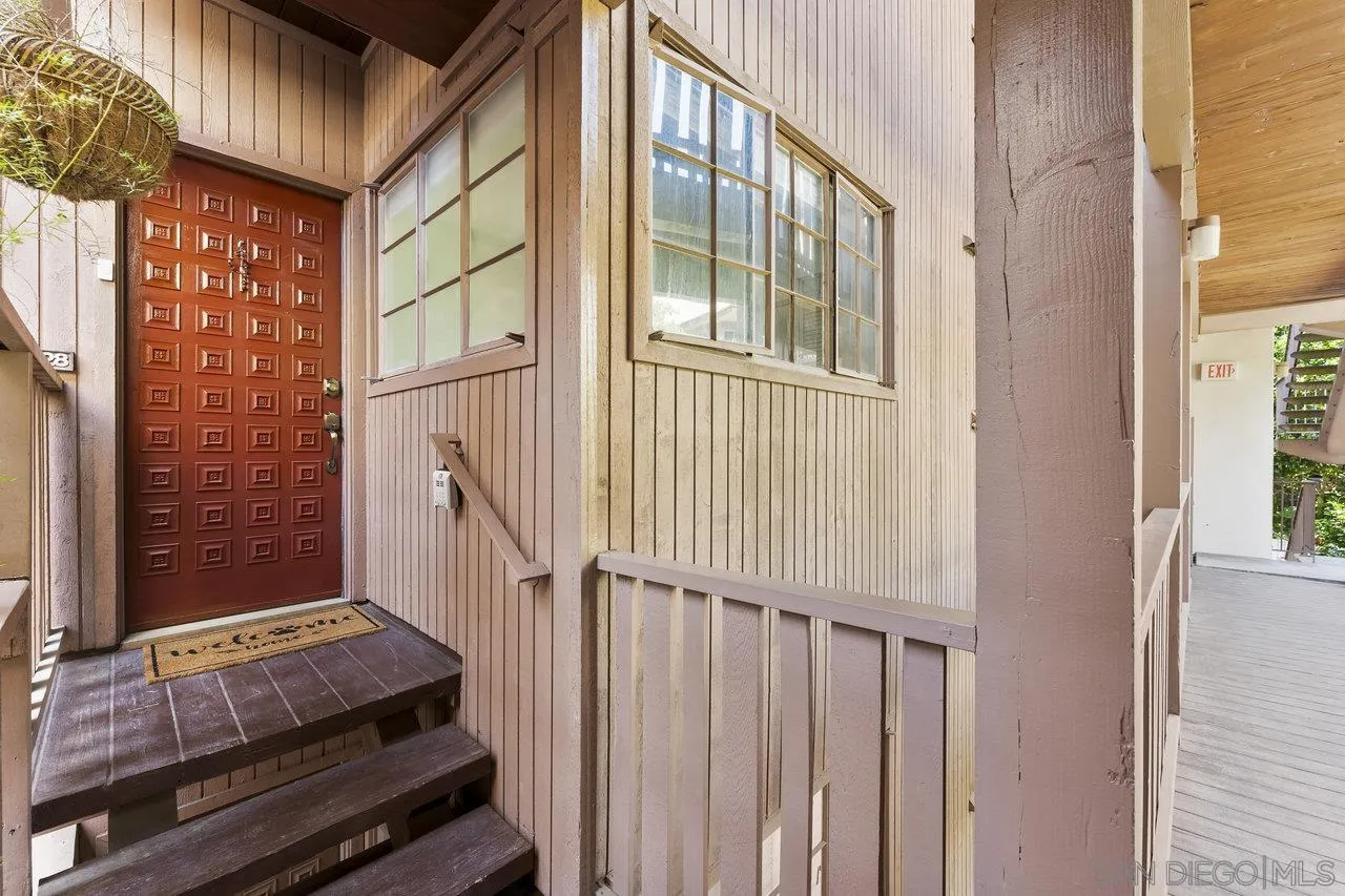 Photo #2: 240014809 Listing 