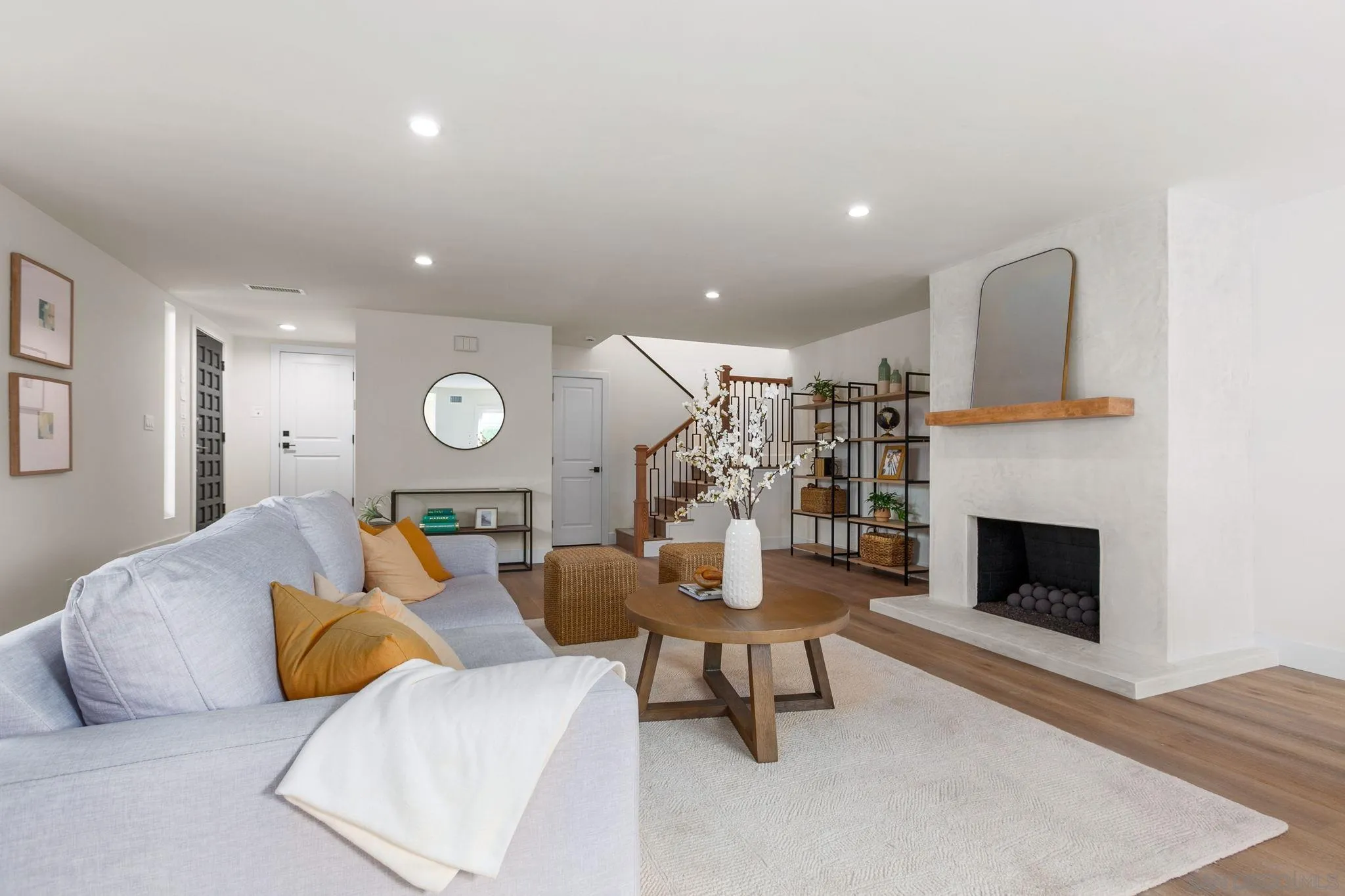 Photo #4: 240014893 Listing 