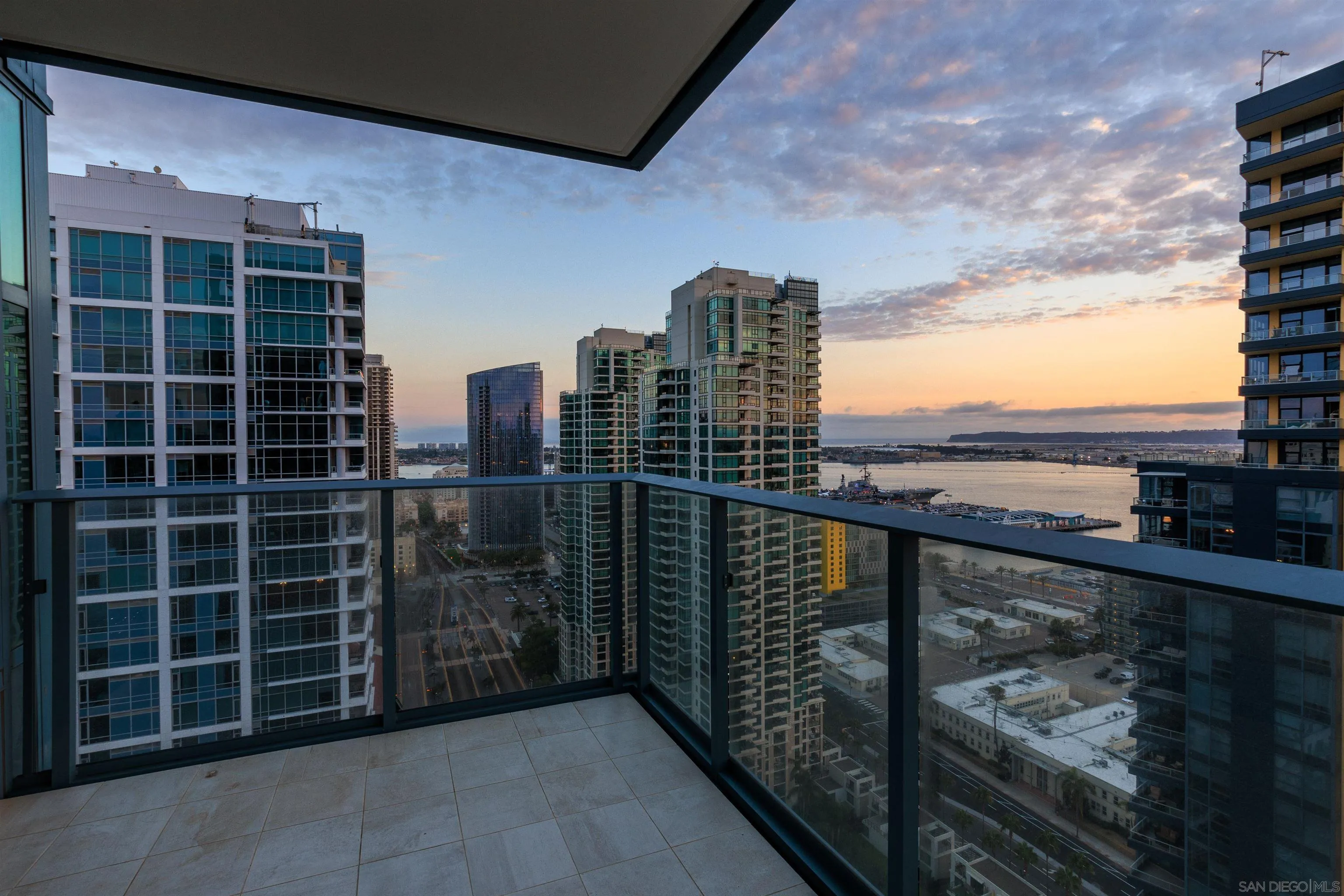 Photo #6: 240014992 Listing 