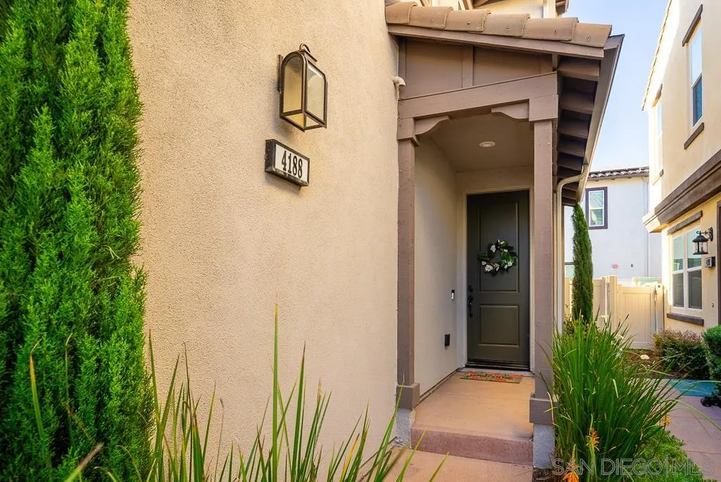 Photo #2: 240015213 Listing 