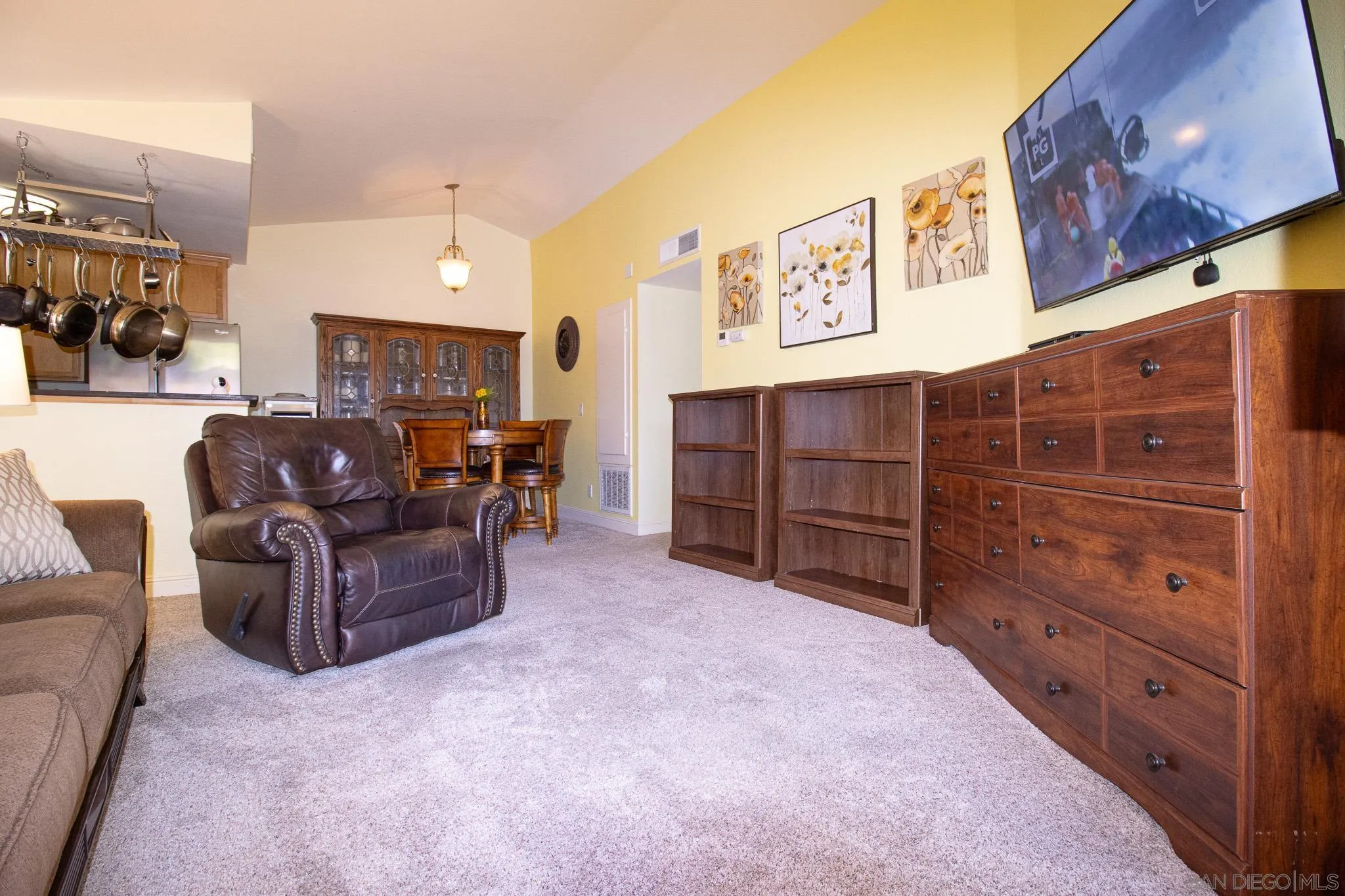 Photo #4: 240015314 Listing 