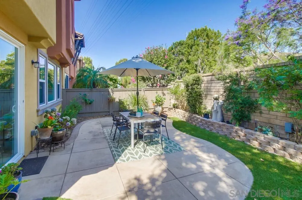 Photo #2: 240015406 Listing 