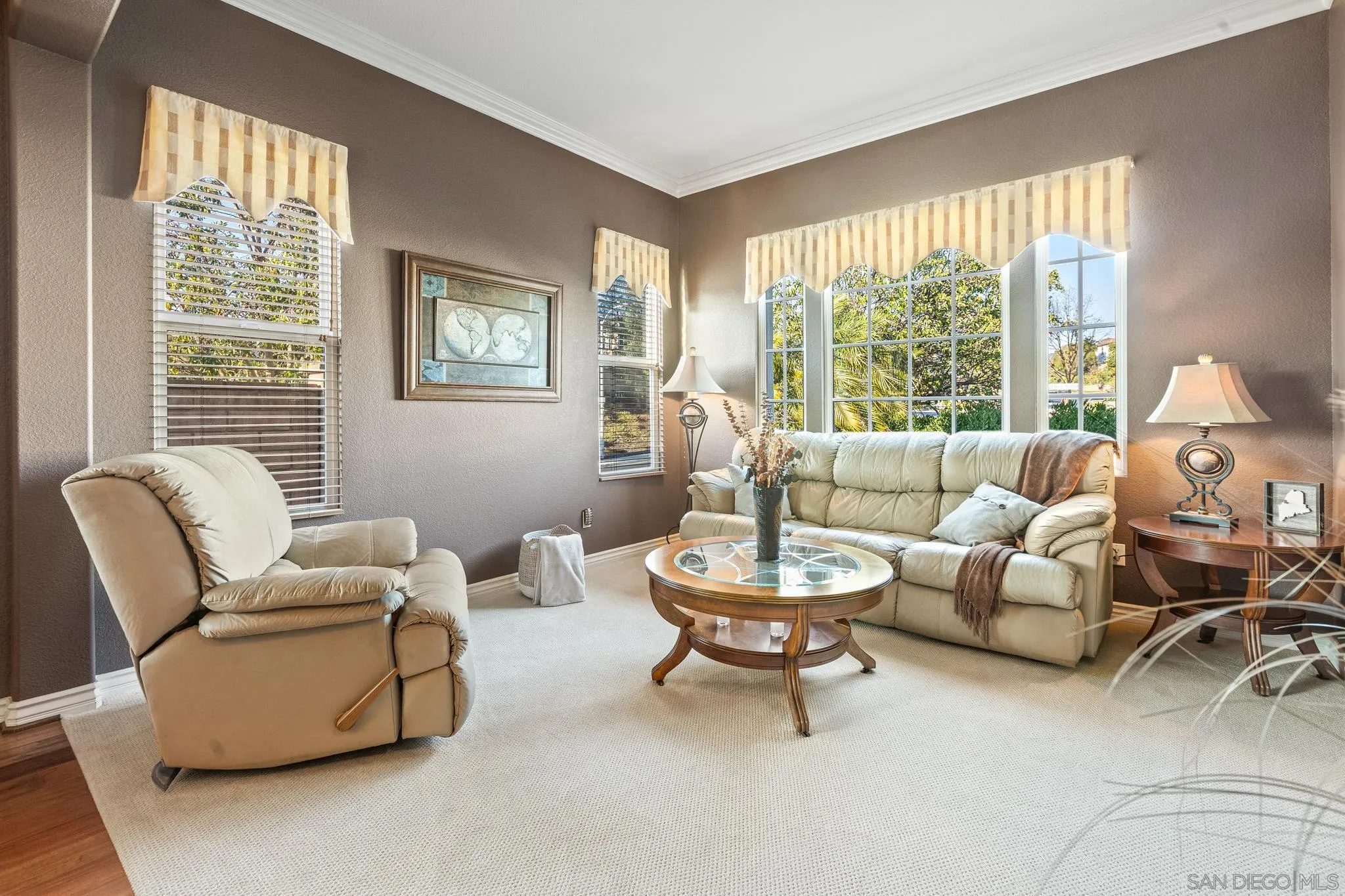 https://cdn.realtyfeed.com/cdn/127/240015456/7cc5fa0270be9390dd102e4c789a1c45.webp