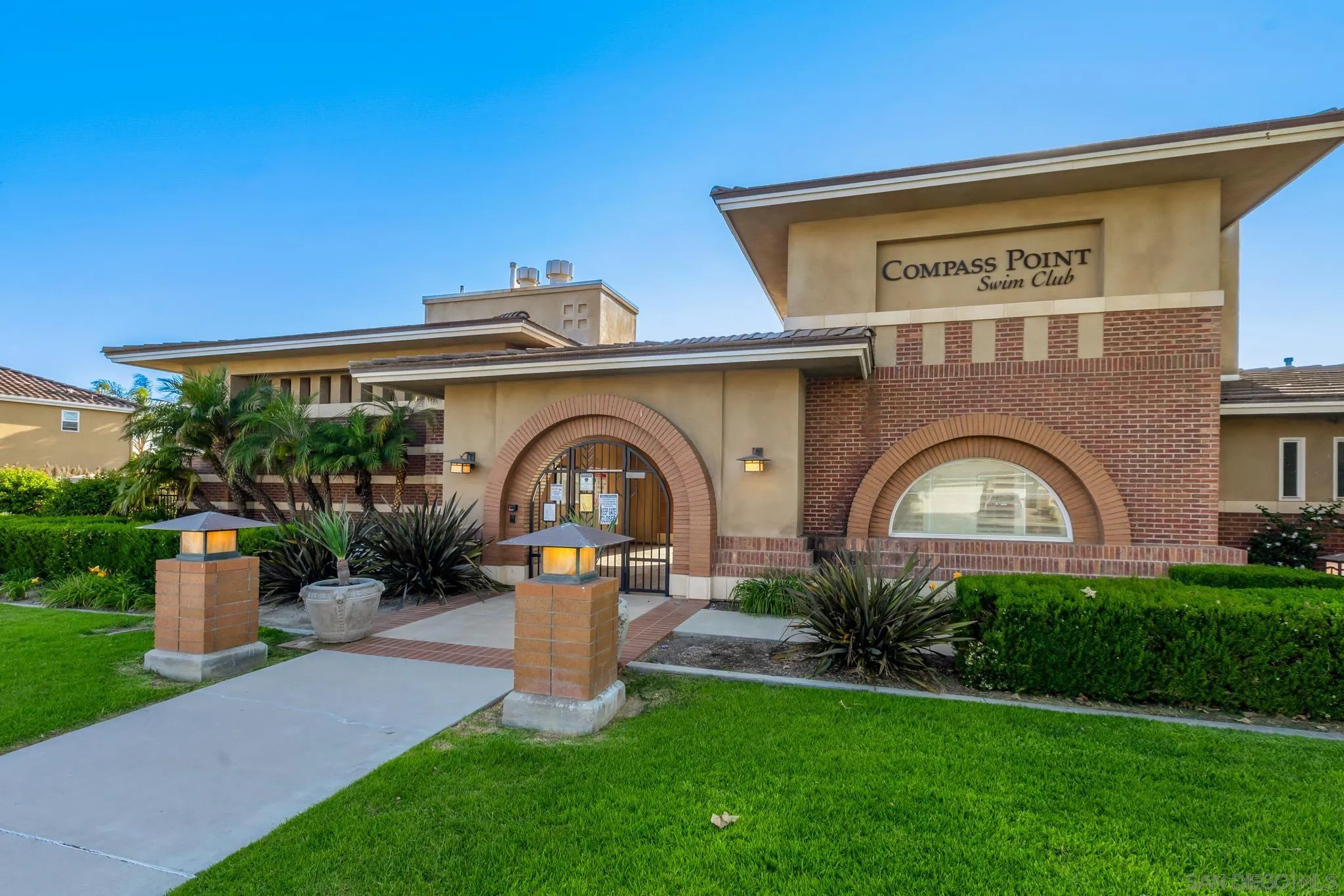 https://cdn.realtyfeed.com/cdn/127/240015456/d6462927a259511f706f53634908a8ad.webp