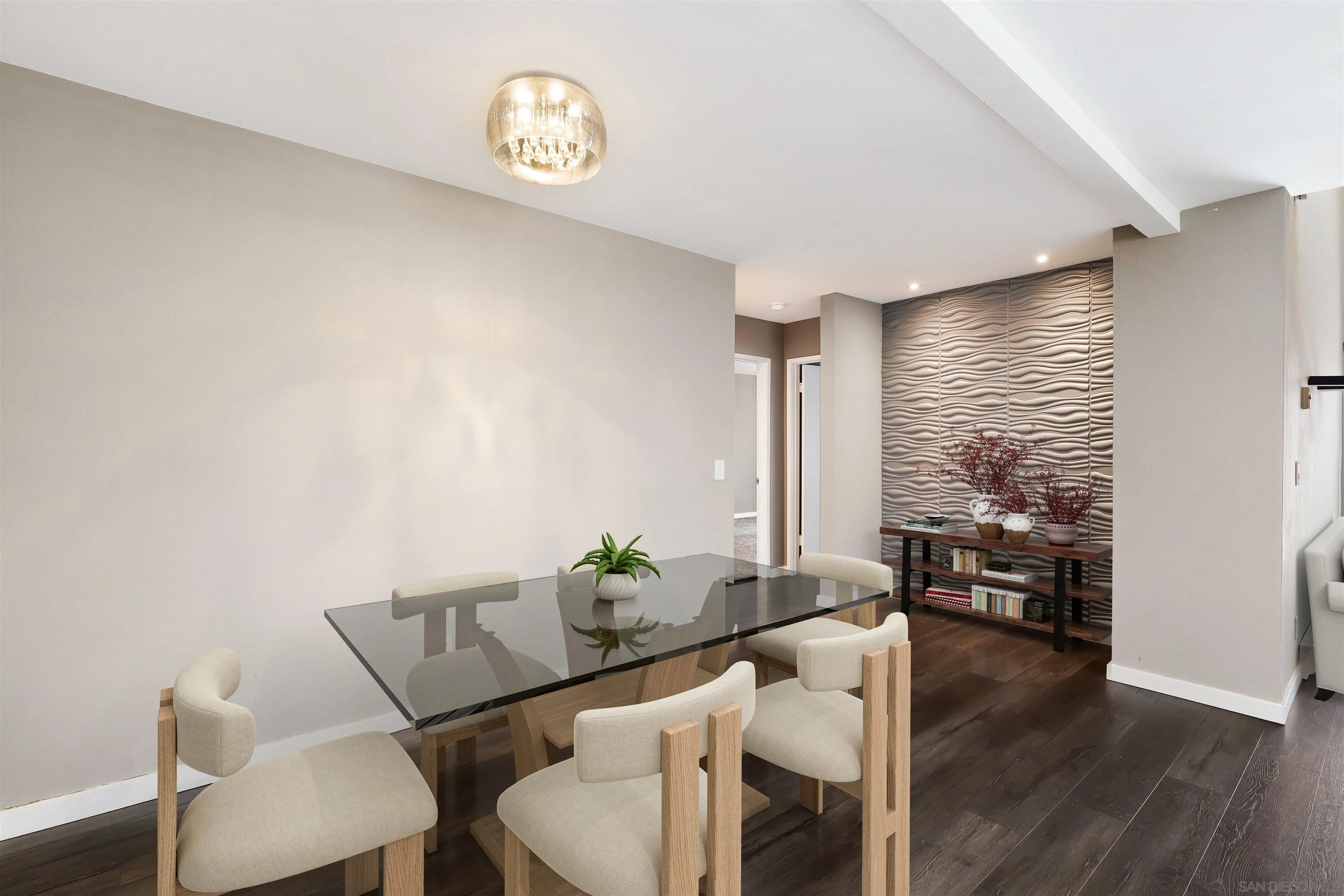 Photo #6: 240015486 Listing 
