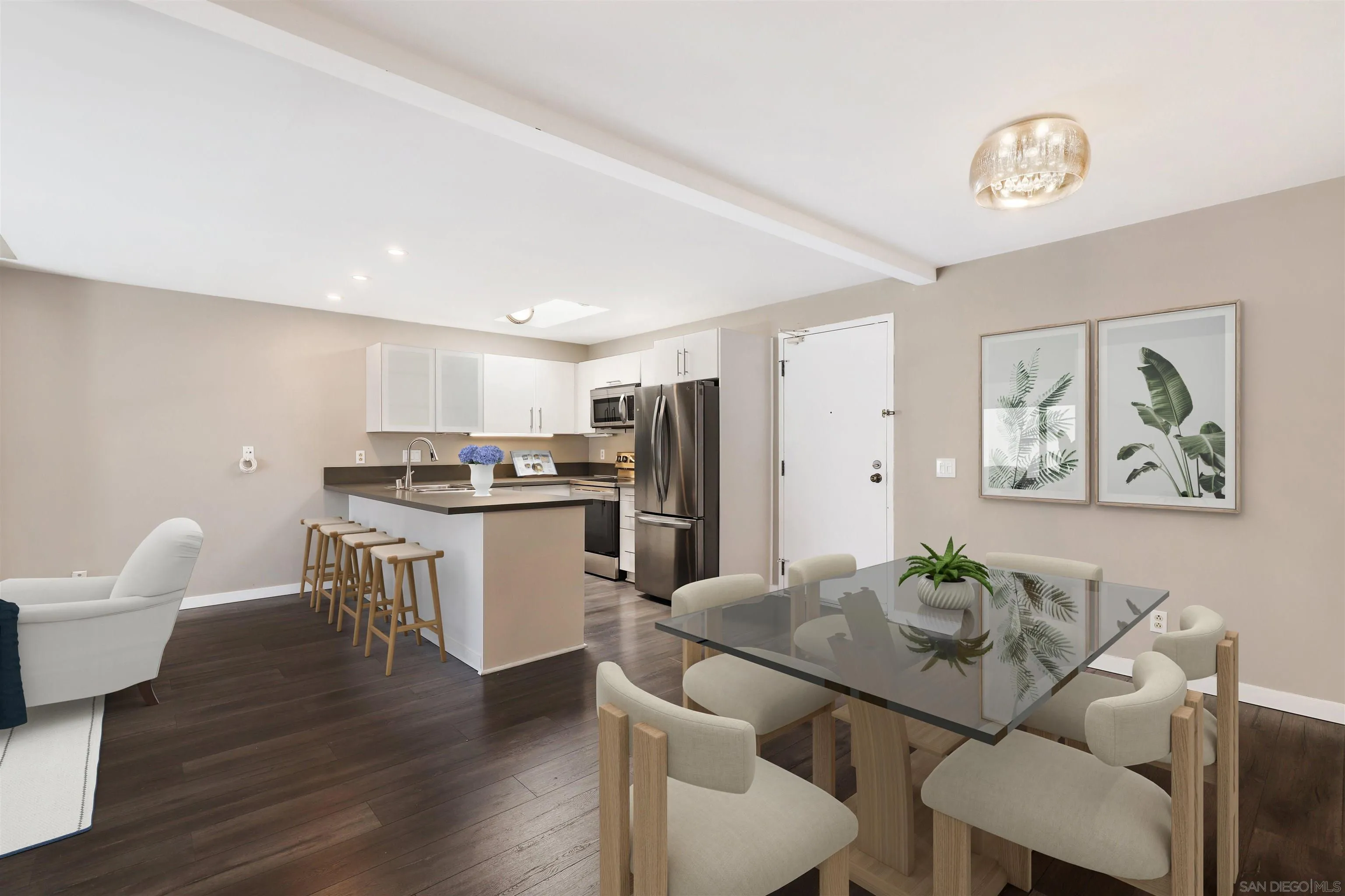 Photo #5: 240015486 Listing 