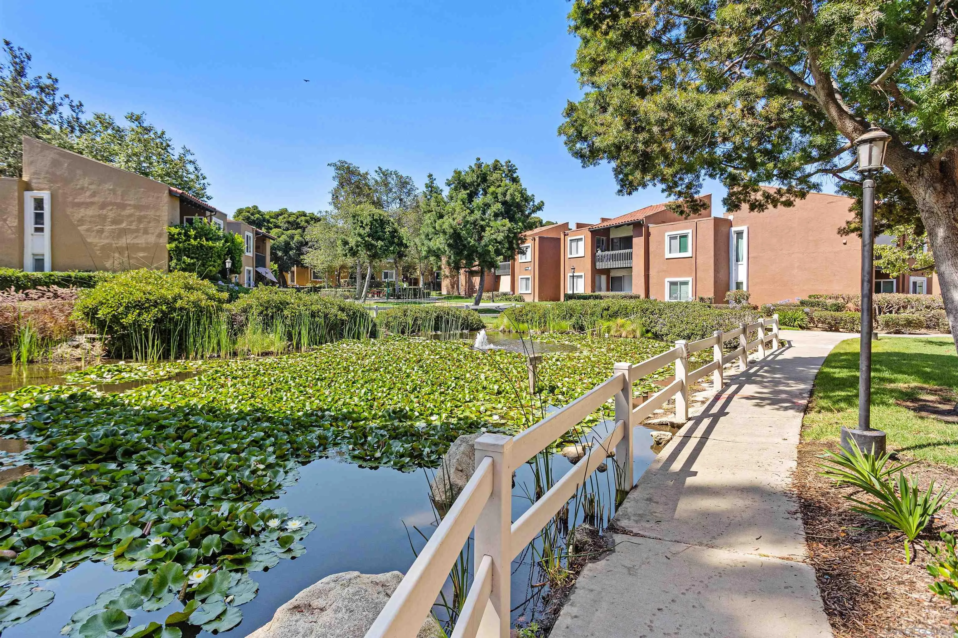 Photo #3: 240015651 Listing 