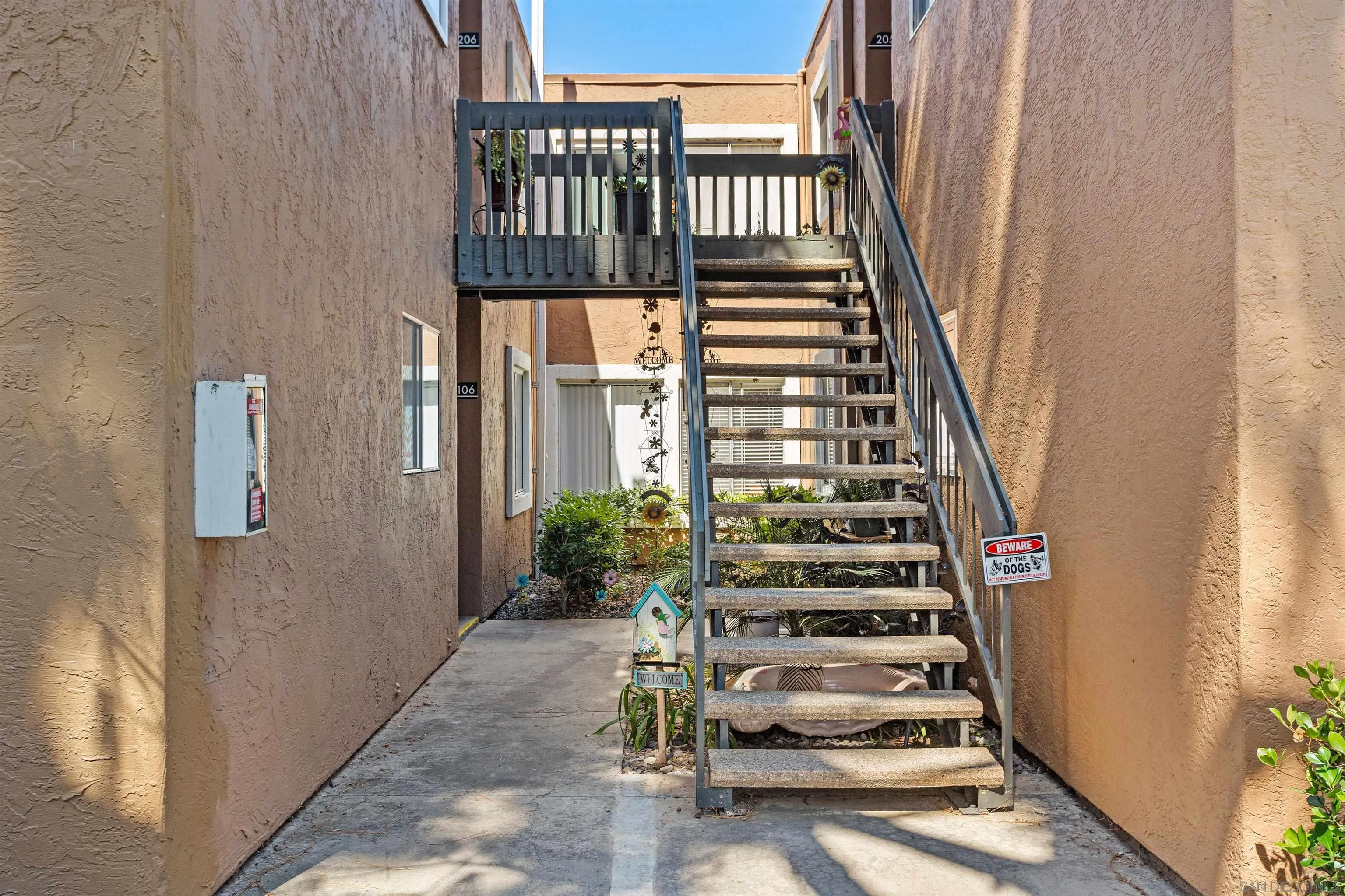 Photo #6: 240015651 Listing 