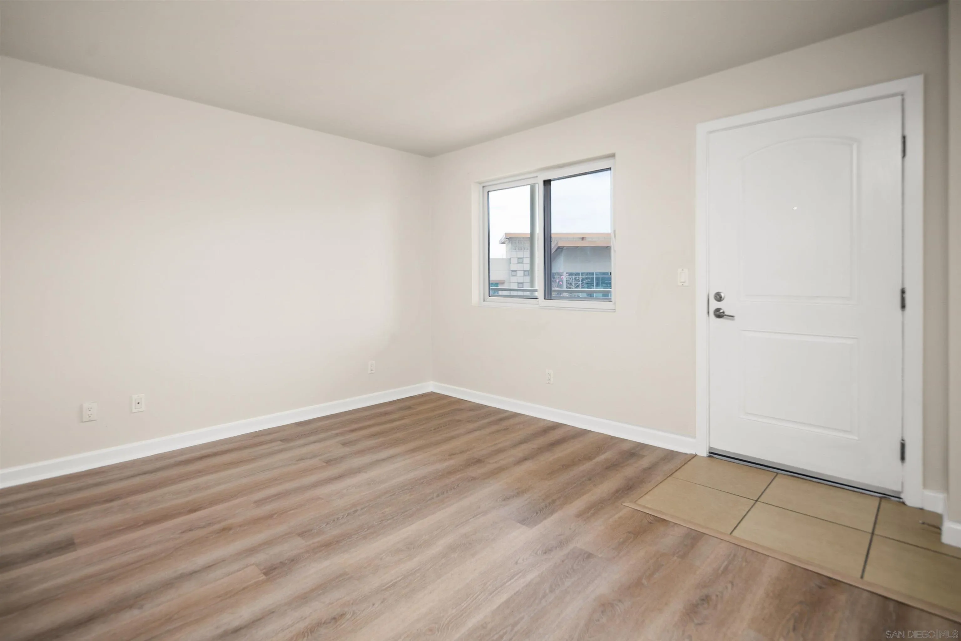 Photo #6: 240015665 Listing 