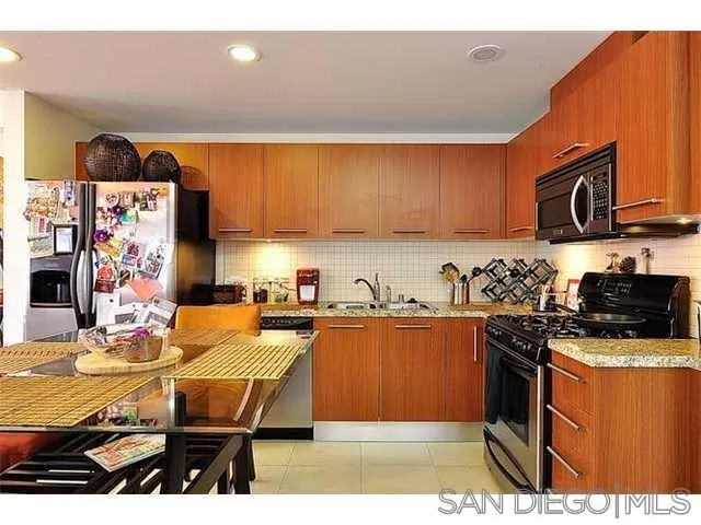 Photo #5: 240015966 Listing 