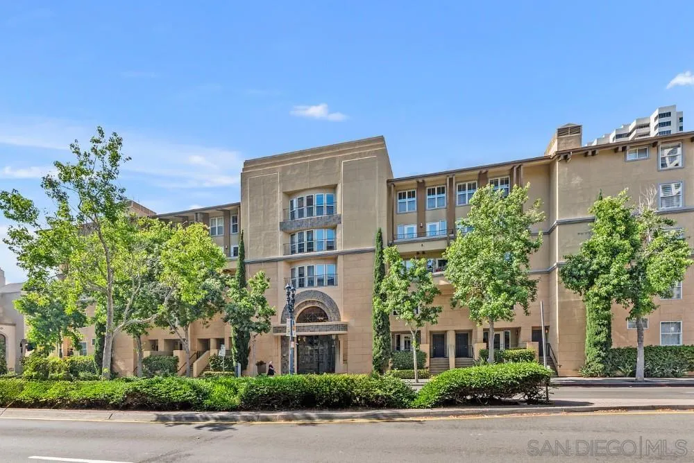 Photo #3: 240016006 Listing 