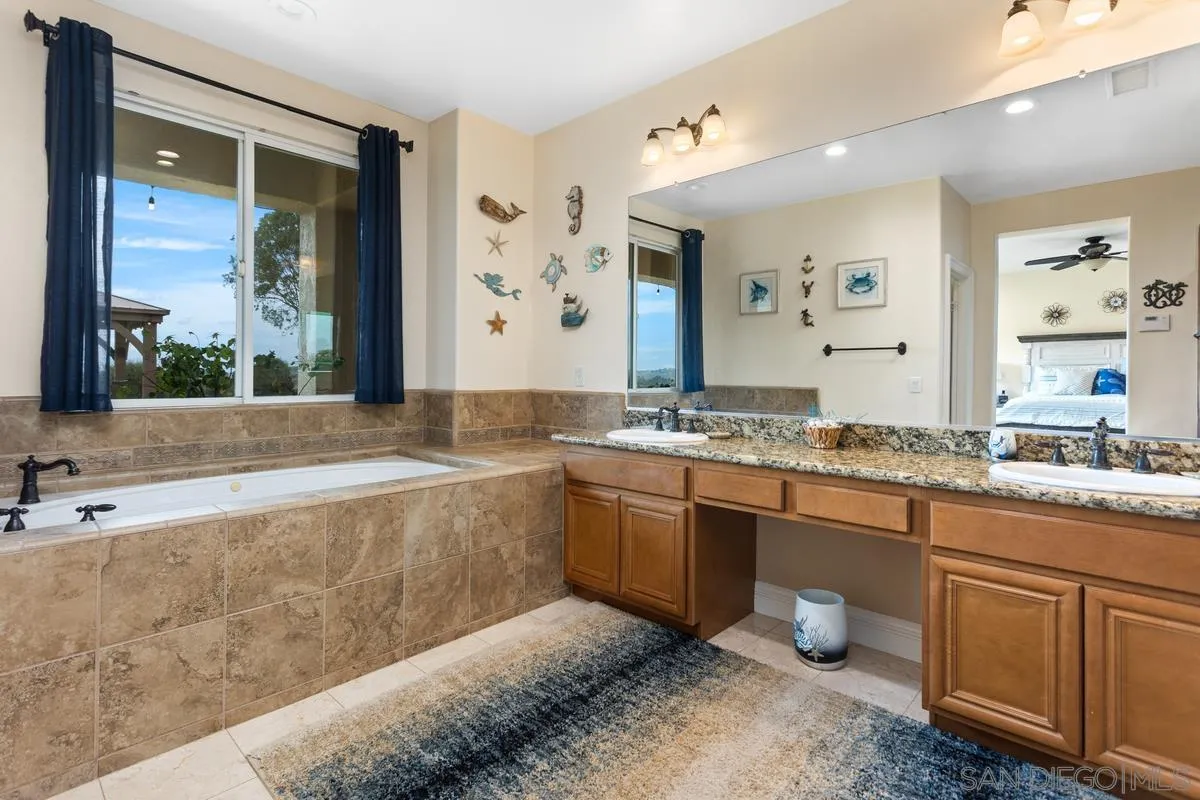 https://cdn.realtyfeed.com/cdn/127/240016158/0e4a8413c83ac1a05d1465ccc84b4c8b.webp