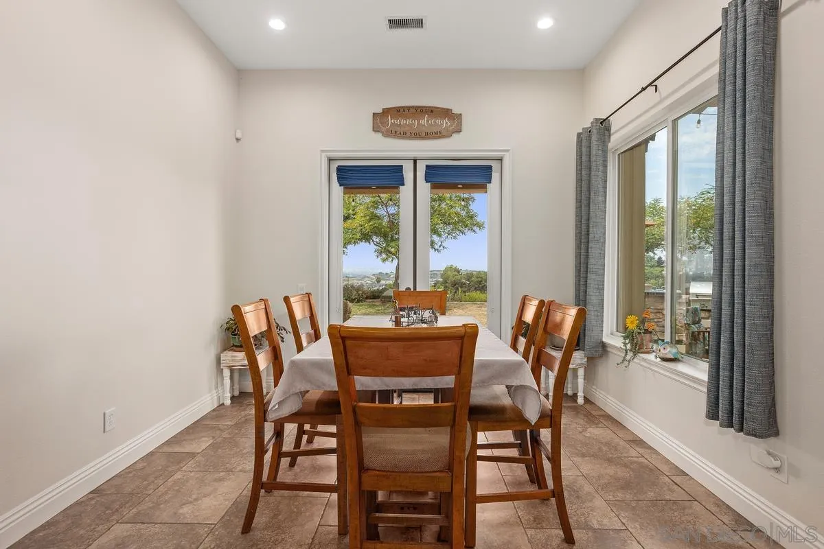 https://cdn.realtyfeed.com/cdn/127/240016158/4b5b17e27818339dfb2c297ee39b3878.webp
