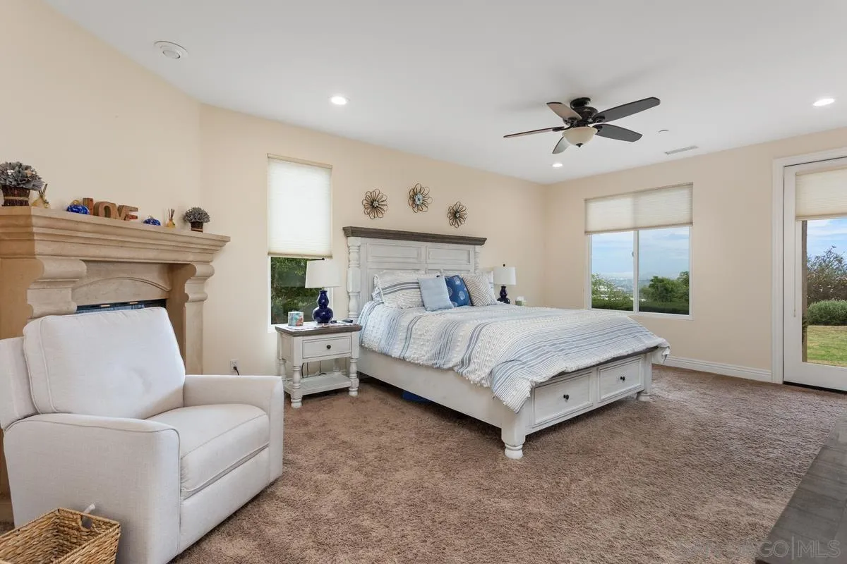 https://cdn.realtyfeed.com/cdn/127/240016158/6e07c1c18d62f407a8370afa9a6dc42c.webp
